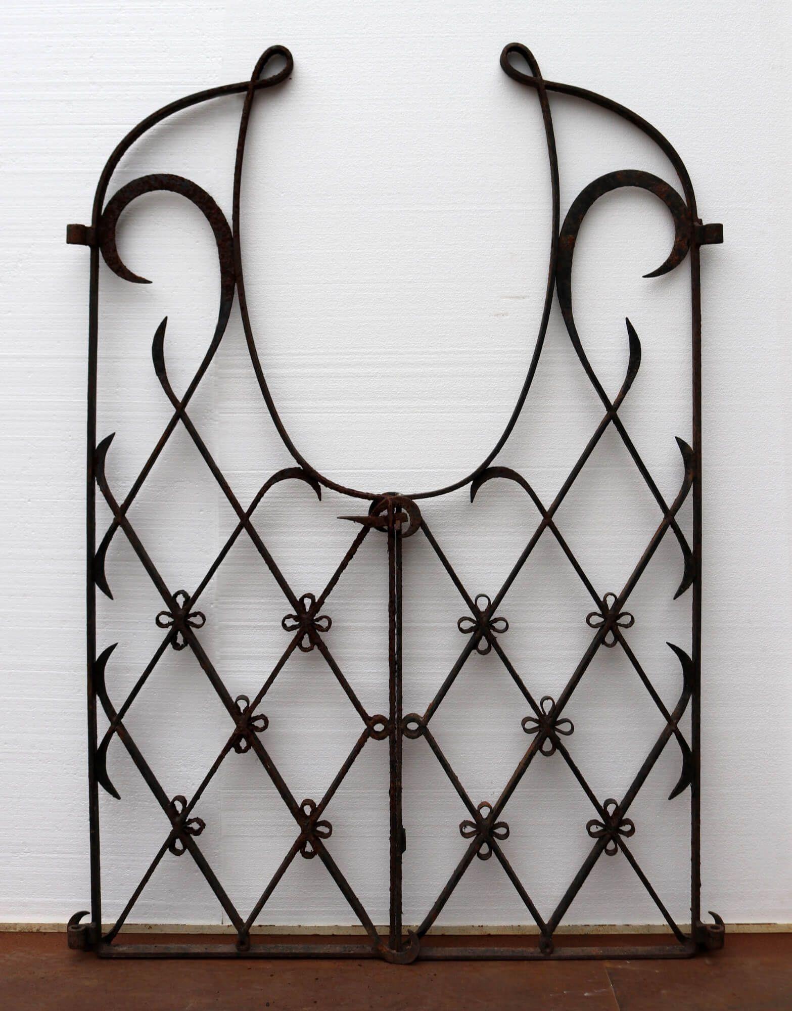 English Pair of Tall Wrought Iron Gates with Unusual Design For Sale