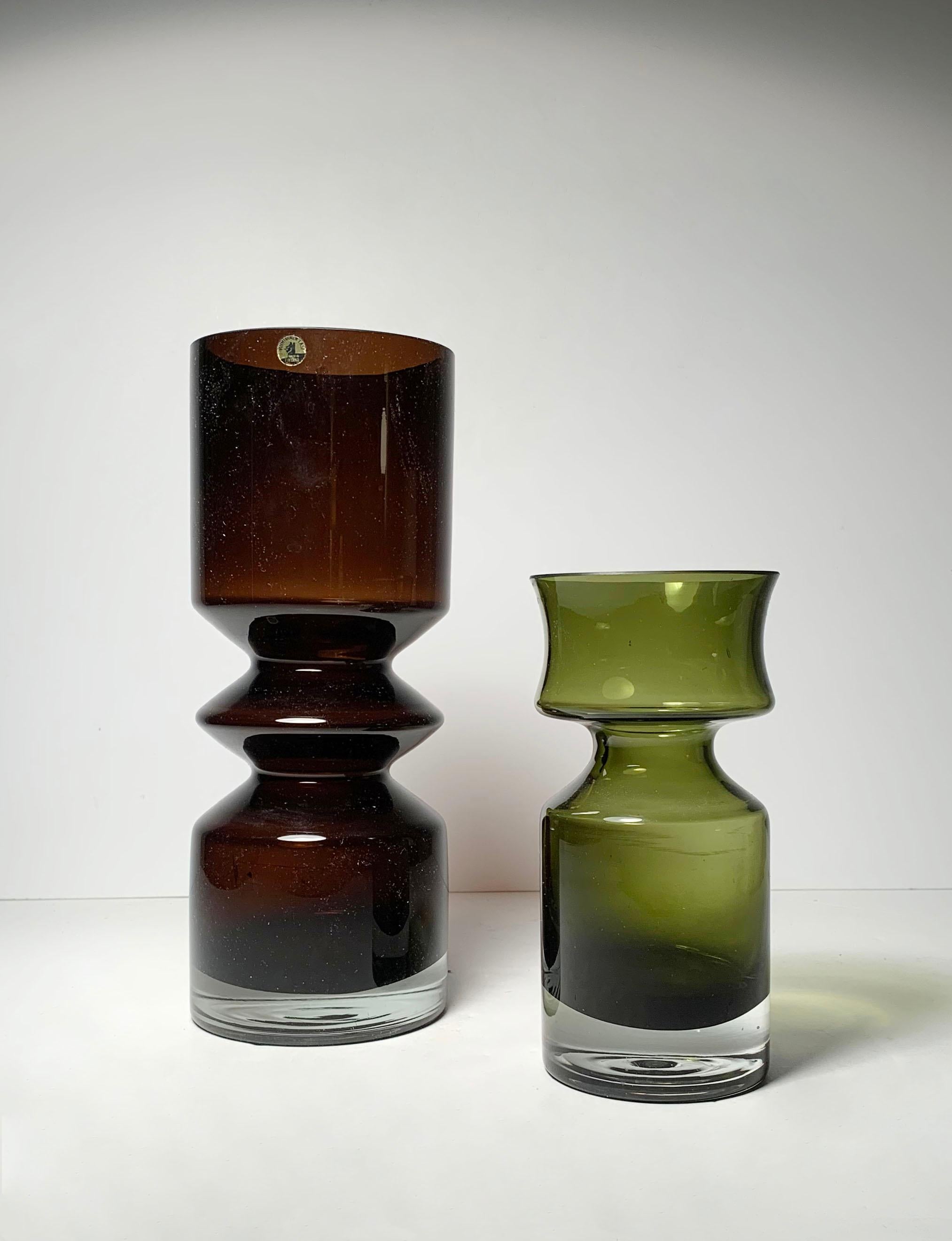 Pair of Tamara Aladin Riihimaen Lasi Oy Finnish modernist vases.
