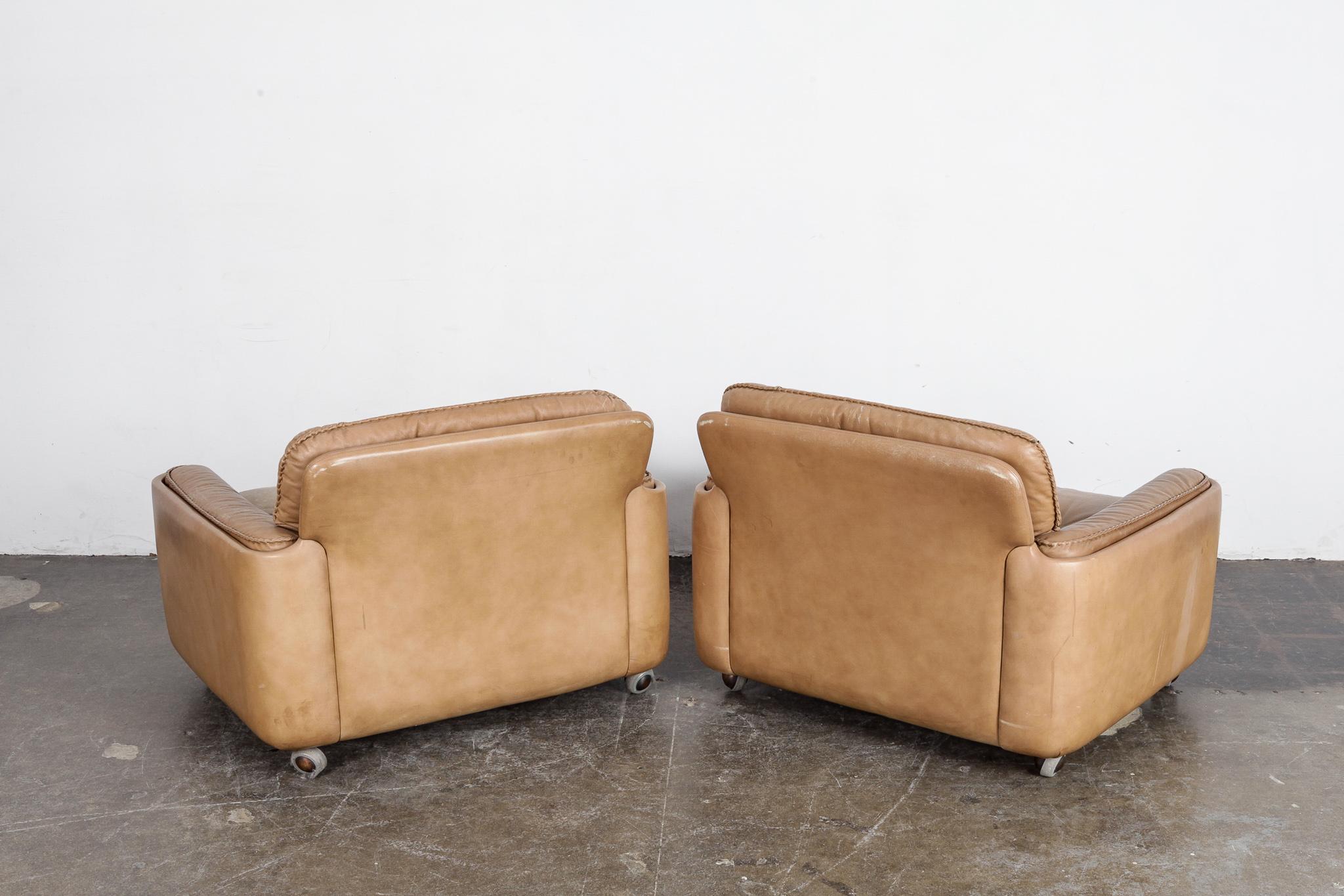 Pair of Tan Leather Low Lounge Chairs by Sigurd Ressell for Vatne Mobler, Norway In Good Condition For Sale In North Hollywood, CA