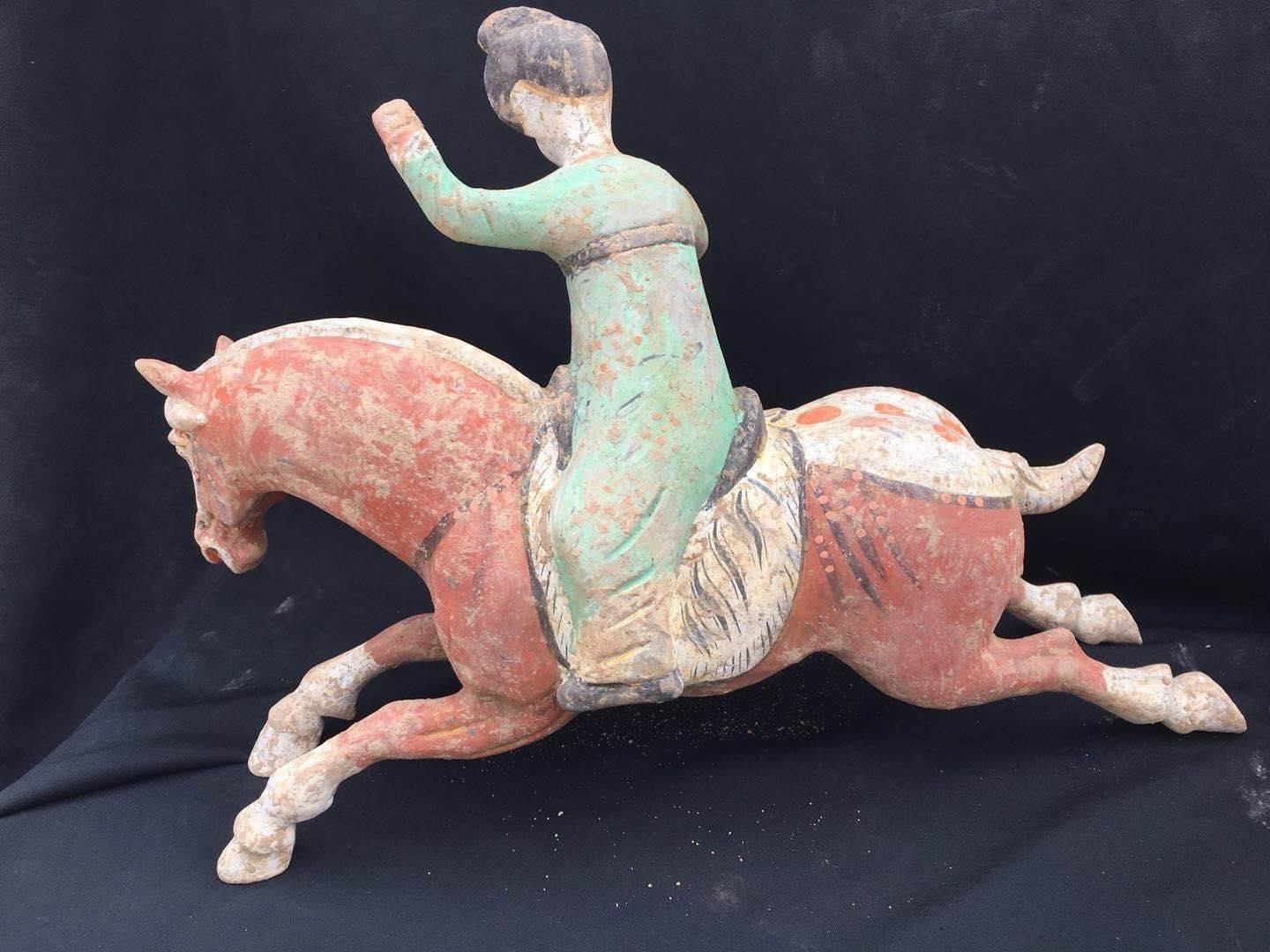 Pair of Tang Dynasty Horses with Female Polo Players For Sale 2