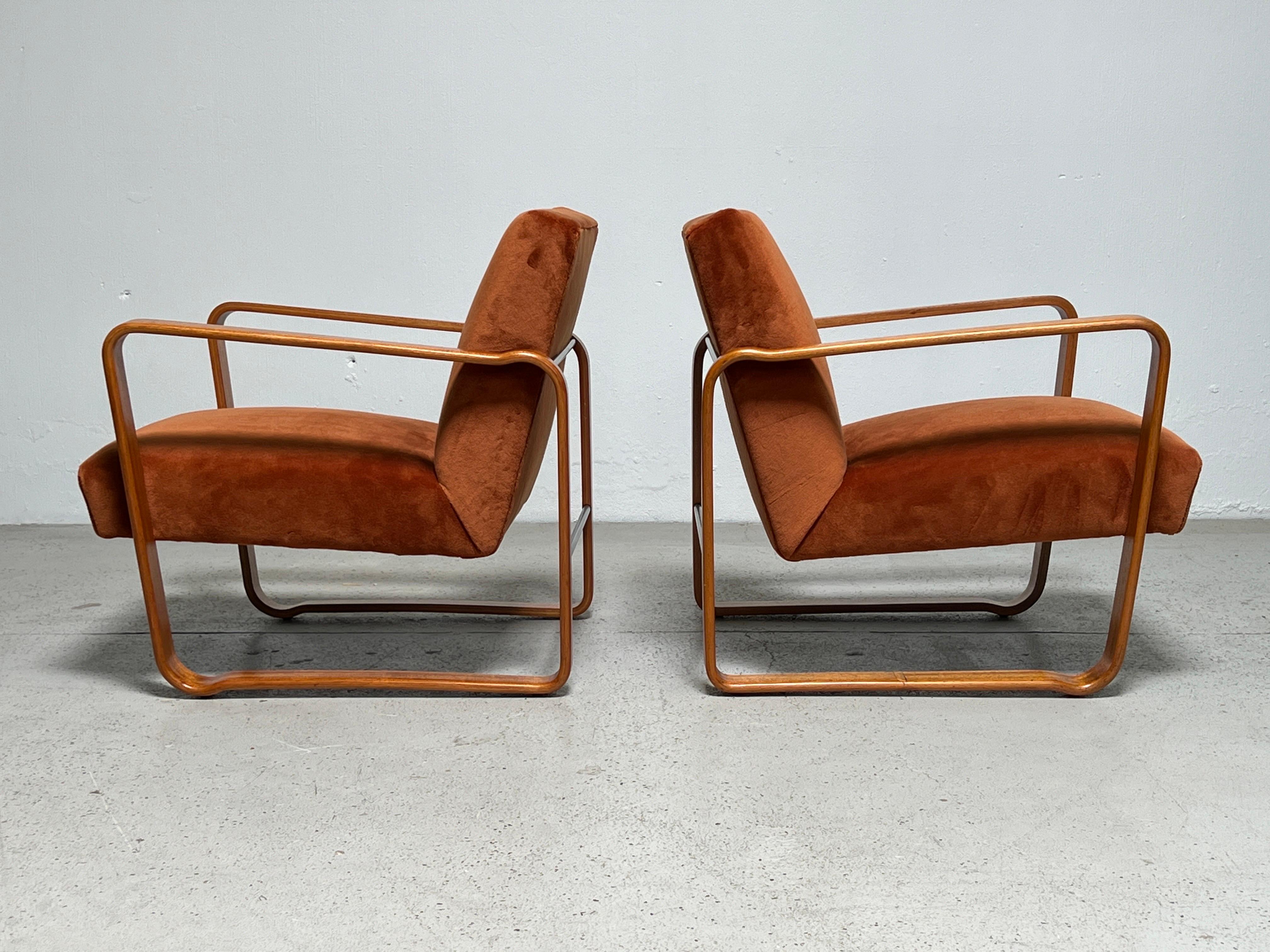 Pair of Tank Chairs by Edward Wormley for Dunbar 2