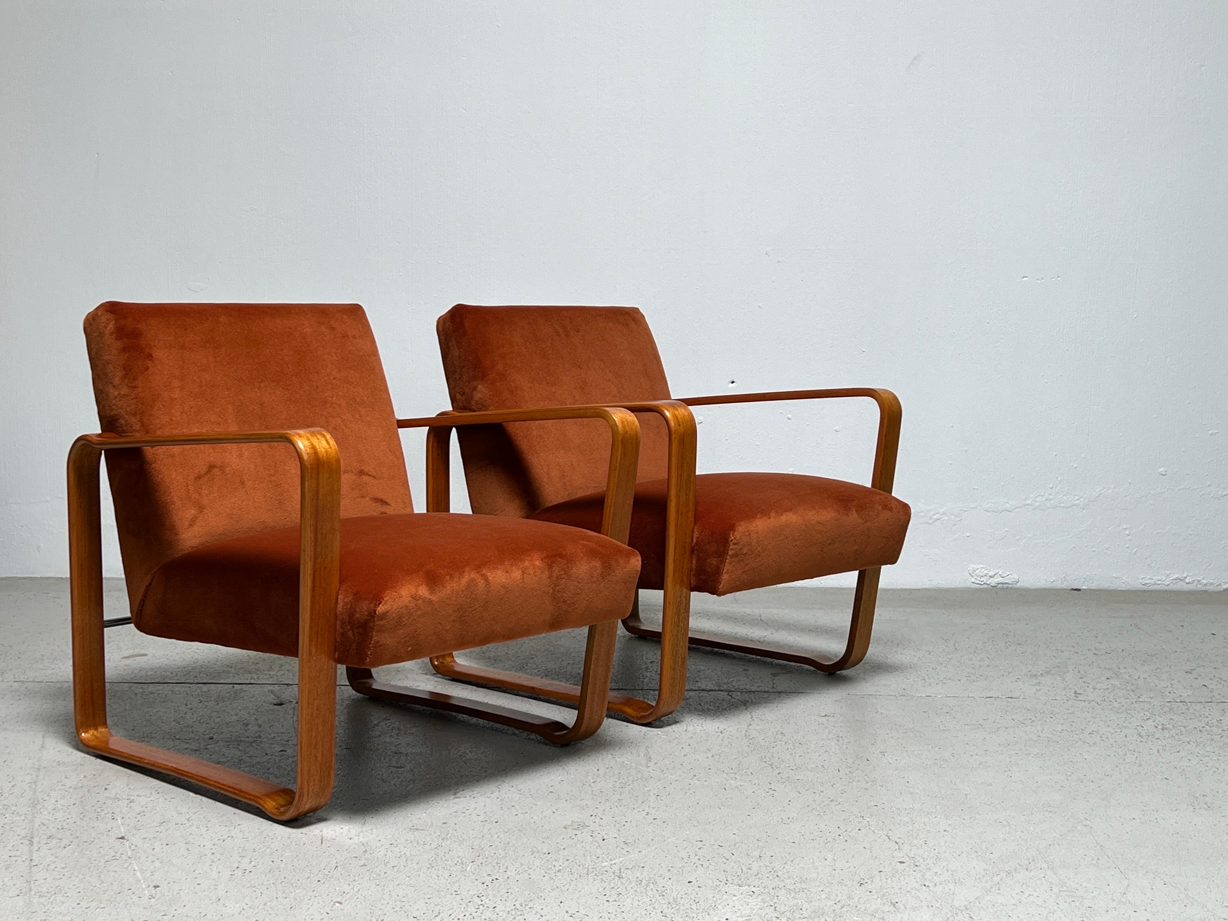 Pair of Tank Chairs by Edward Wormley for Dunbar 8