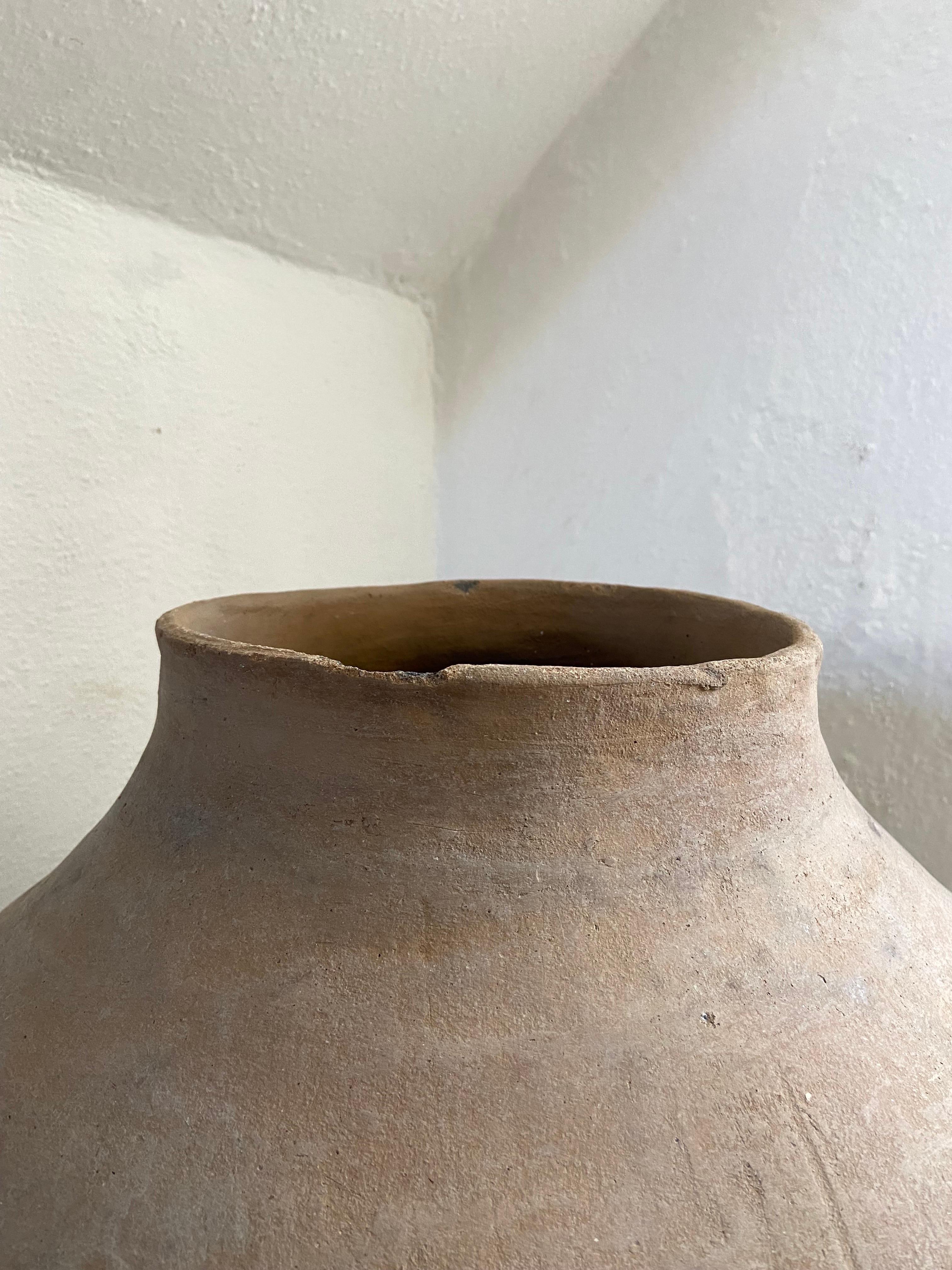 Pair of Tarahumara Pots from Mexico, Circa 1960´s 3