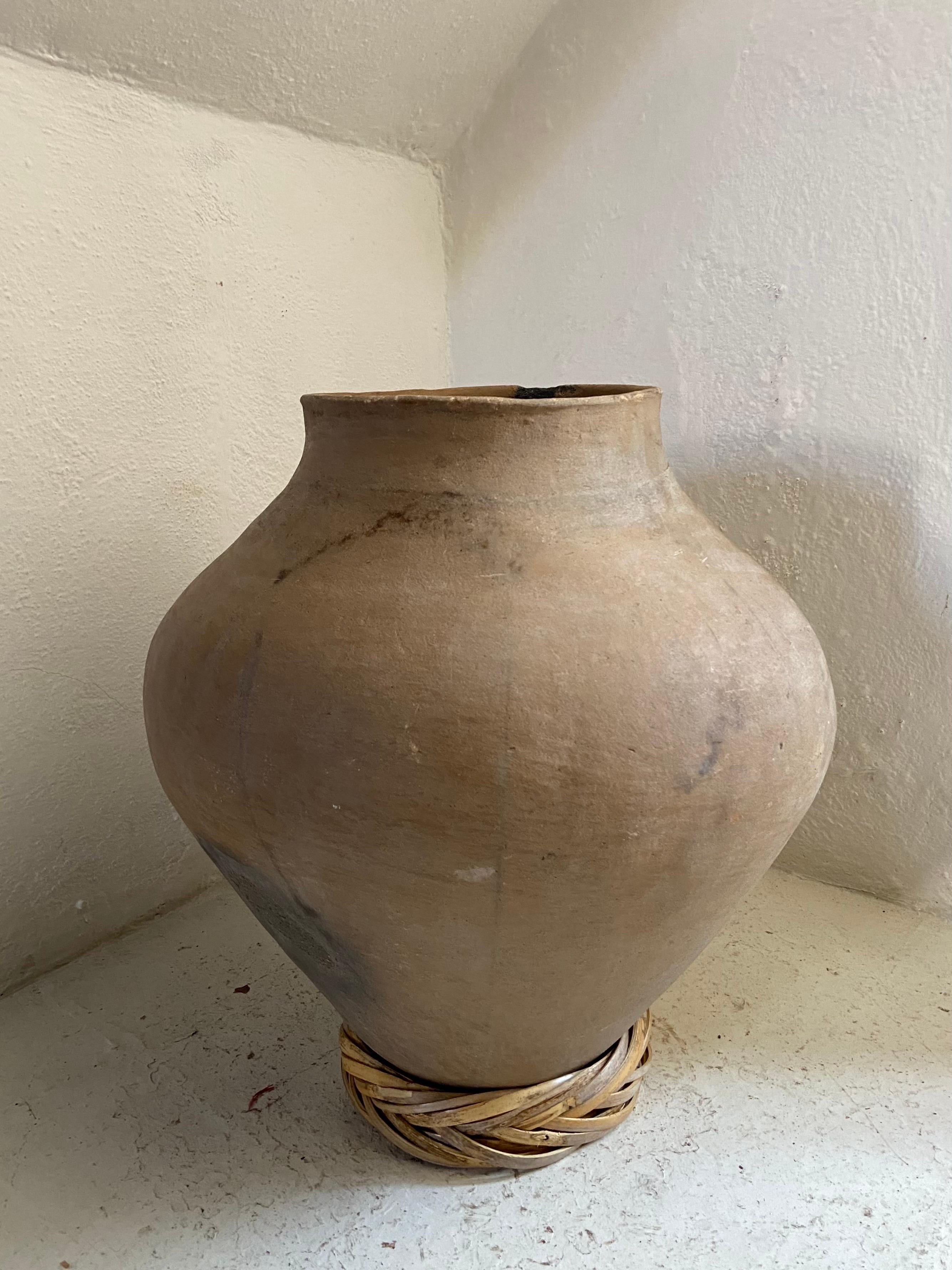 Pair of Tarahumara Pots from Mexico, Circa 1960´s 6