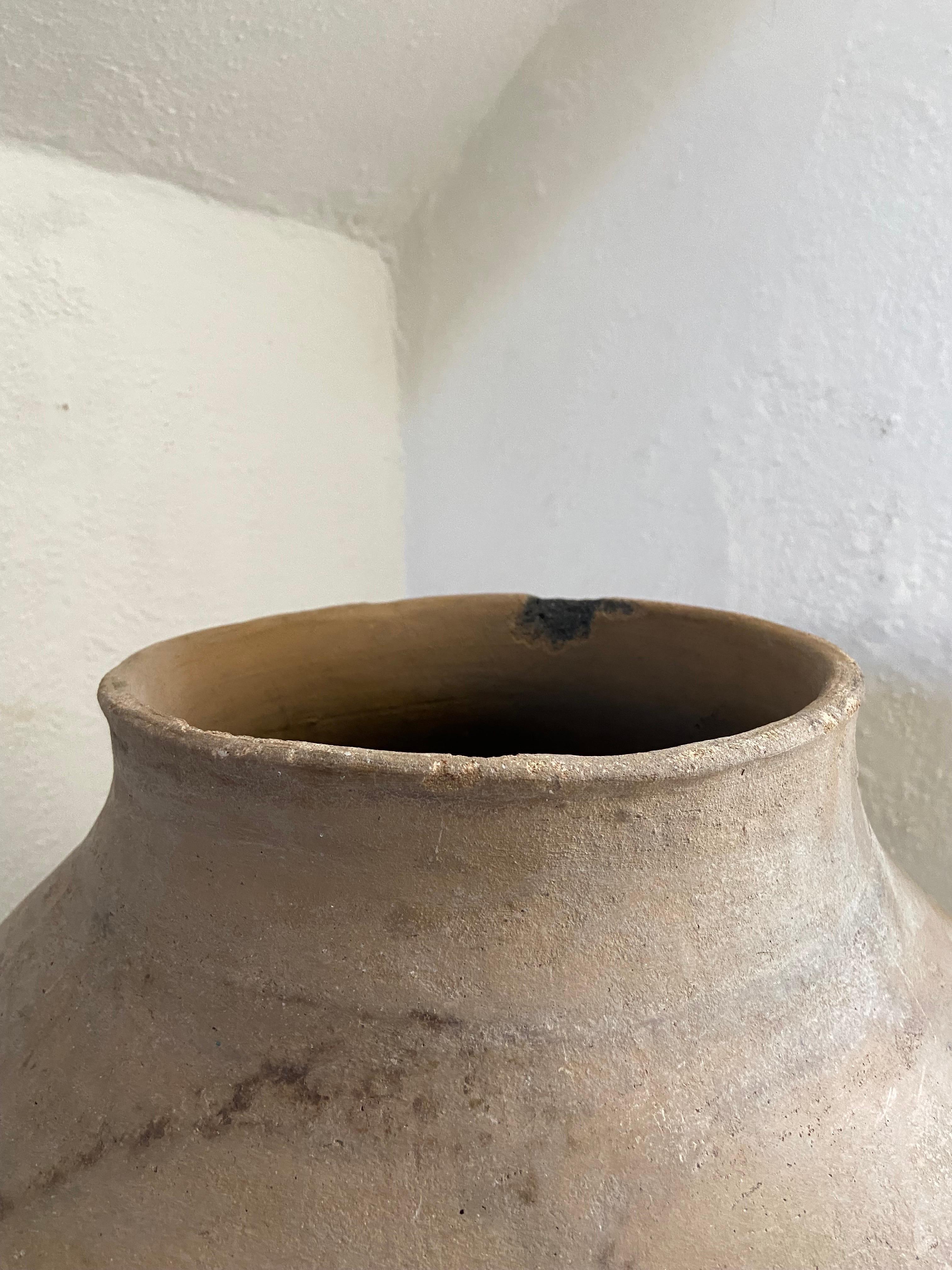 Pair of Tarahumara Pots from Mexico, Circa 1960´s 7