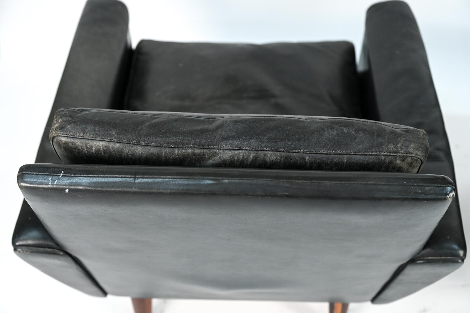 Pair of Tarm Danish Mid-Century Leather Lounge Chairs 11