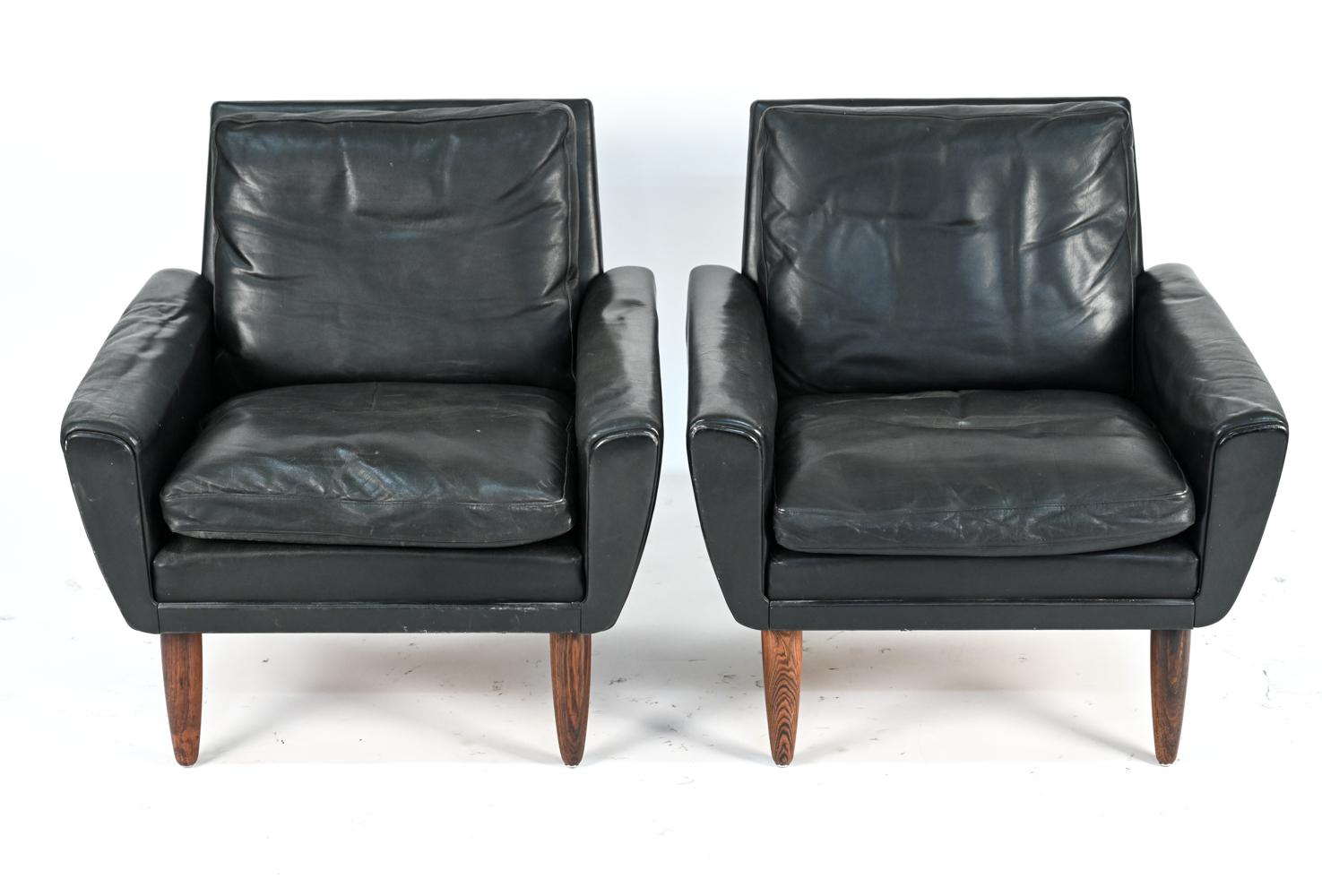Mid-20th Century Pair of Tarm Danish Mid-Century Leather Lounge Chairs