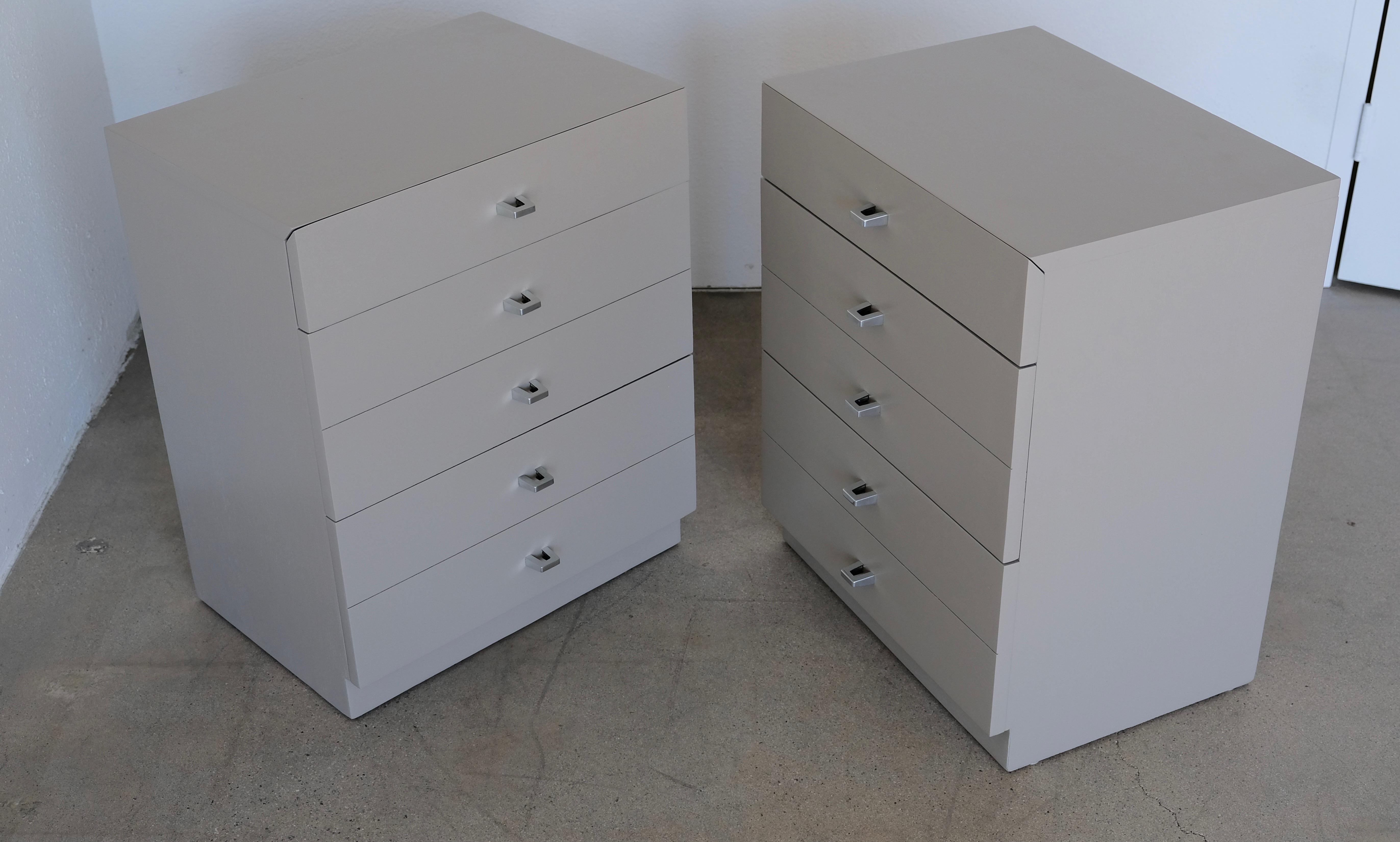 Pair of Taupe and Nickel American of Martinsville Nightstand Chests For Sale 10