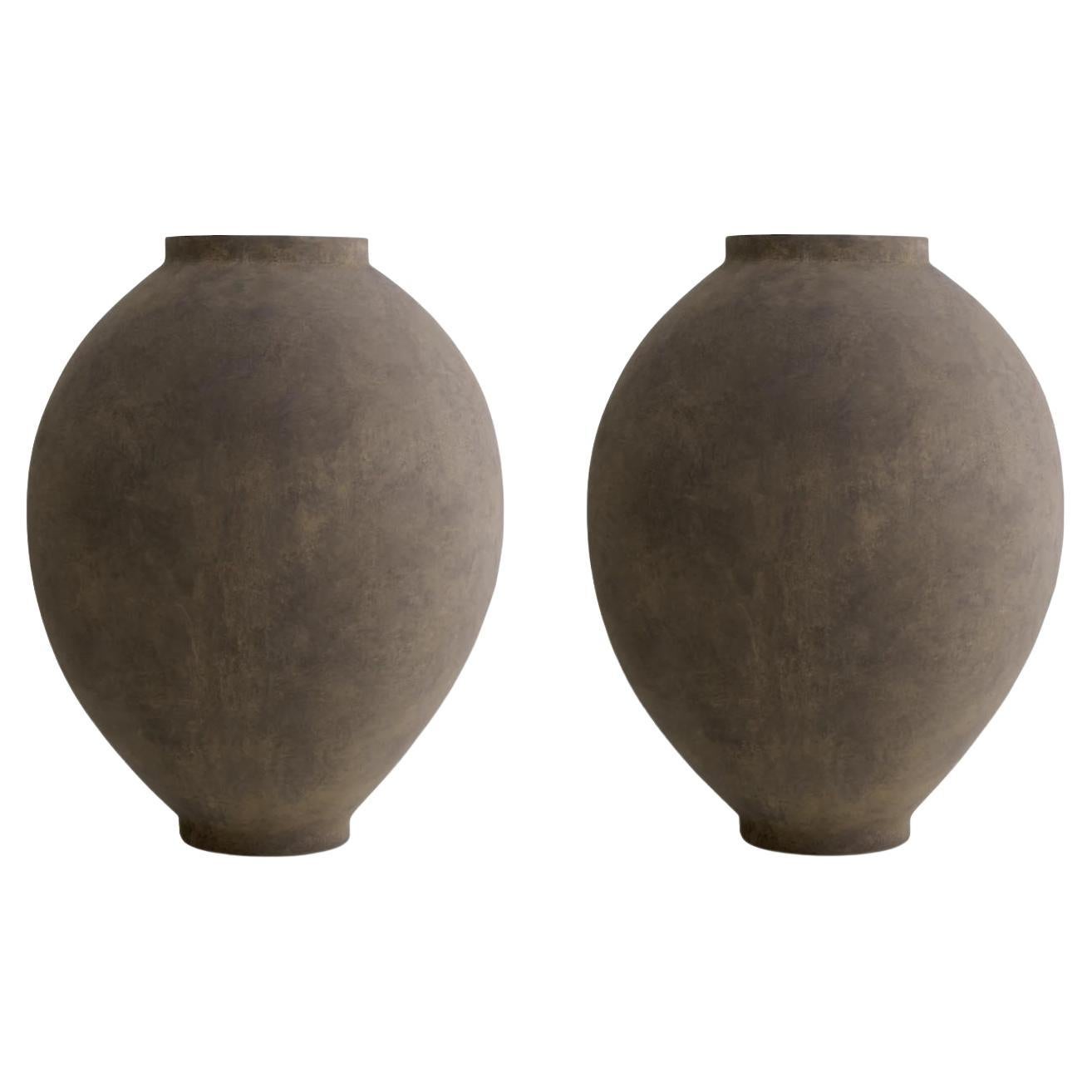 Coppia di vasi in terracotta color taupe, vasetti. in vendita