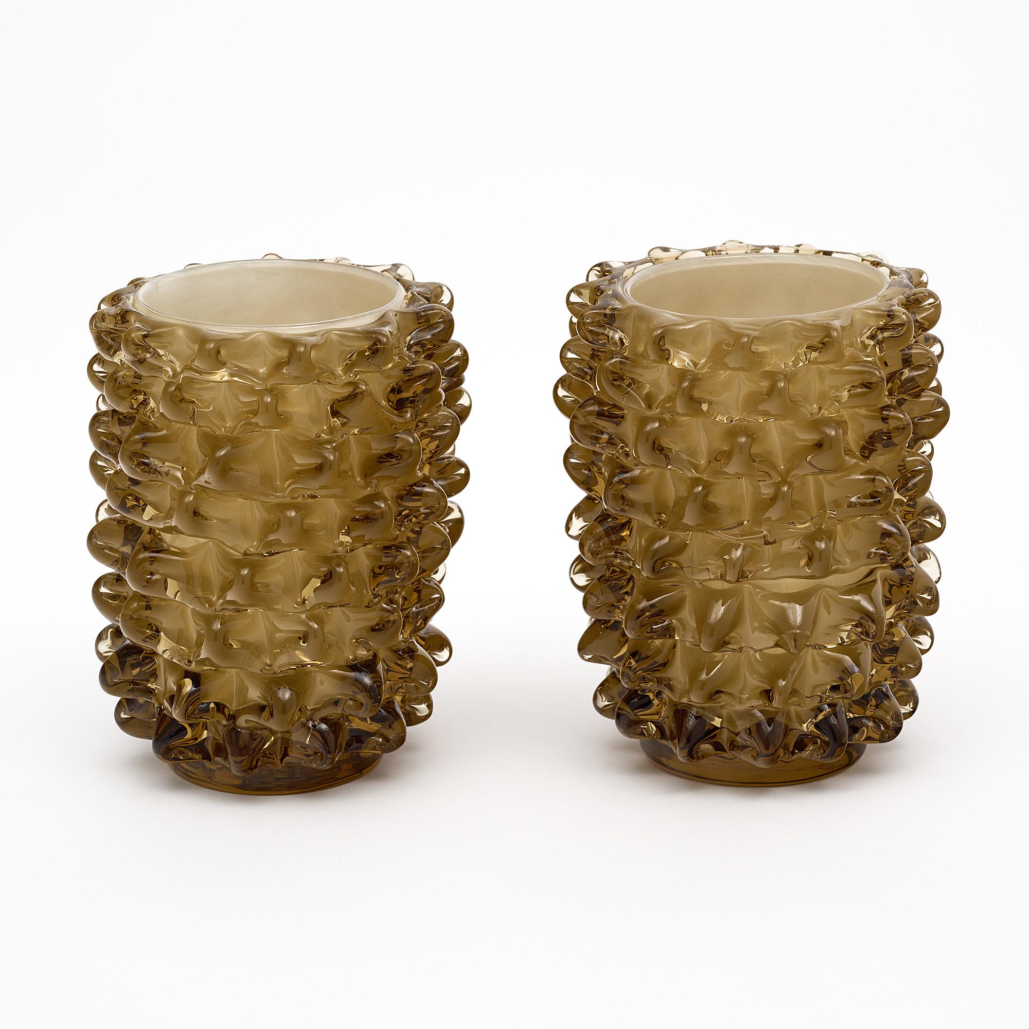 Paar taupefarbene Muranoglas-Rostrate-Vase im Zustand „Gut“ im Angebot in Austin, TX