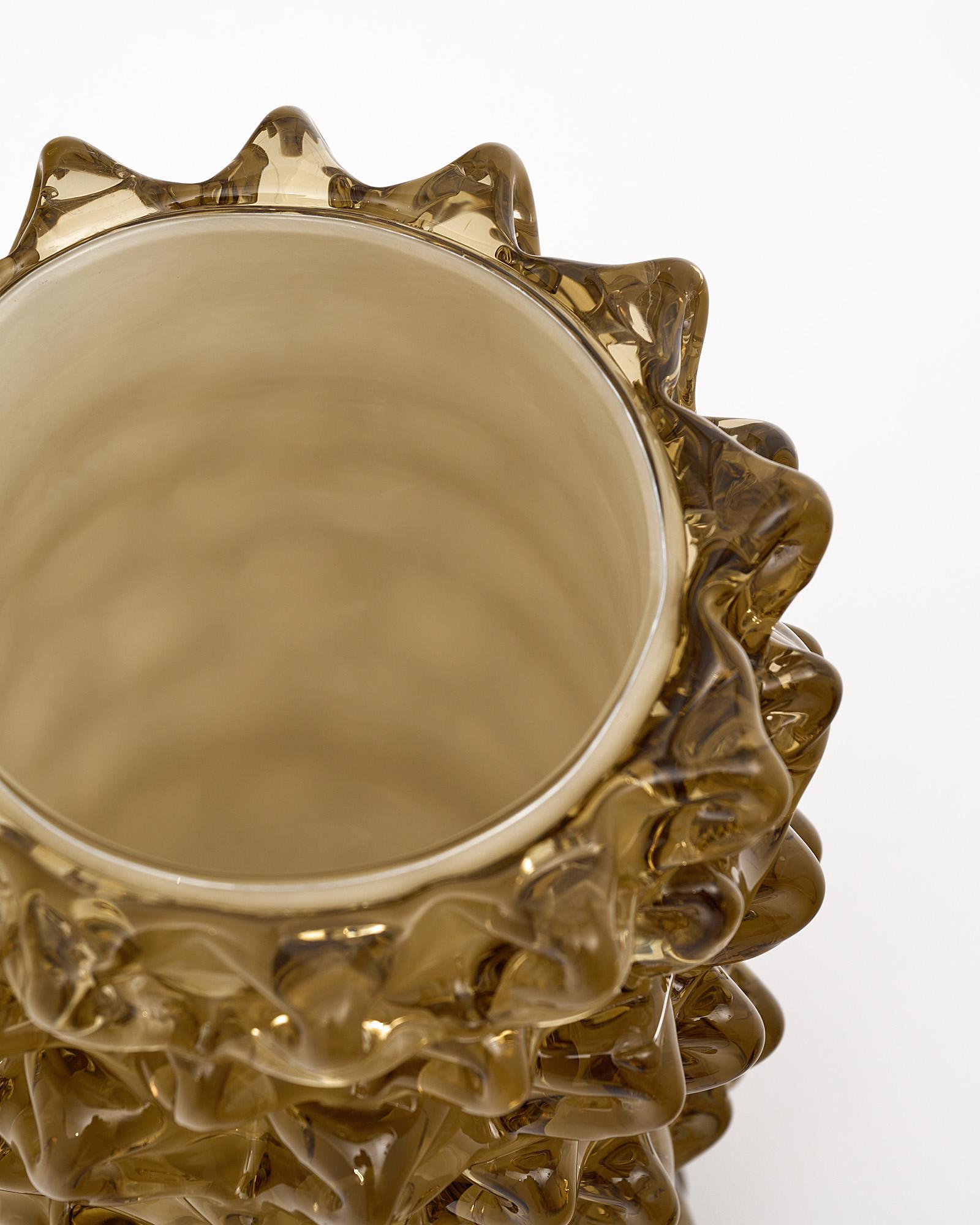 Coppia di vasi Rostrate in vetro di Murano color taupe in vendita 3
