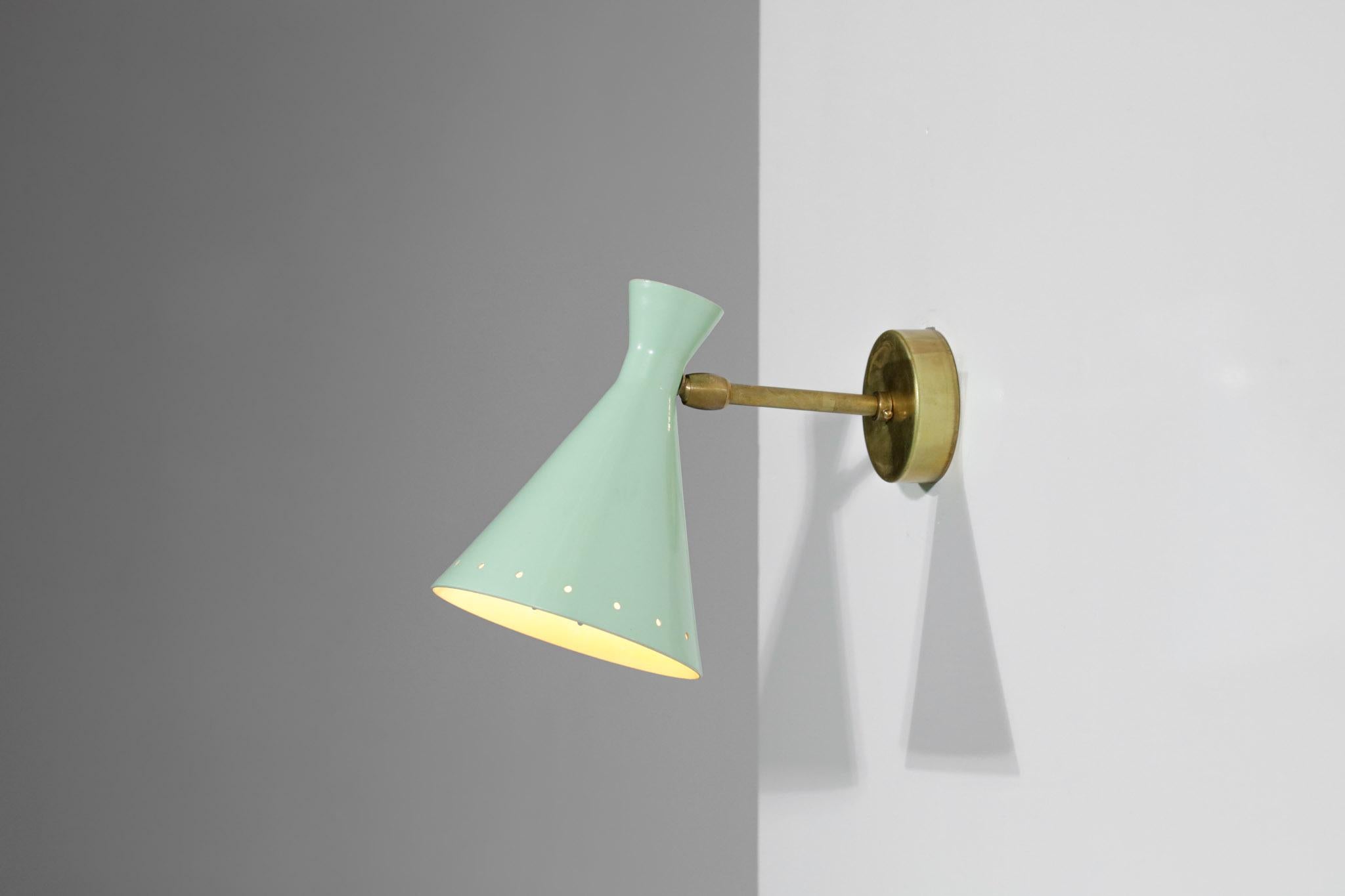 modern Italian sconces, green cocottes, made by our Italian craftsman. Structure in solid brass and lampshade in lacquered steel.