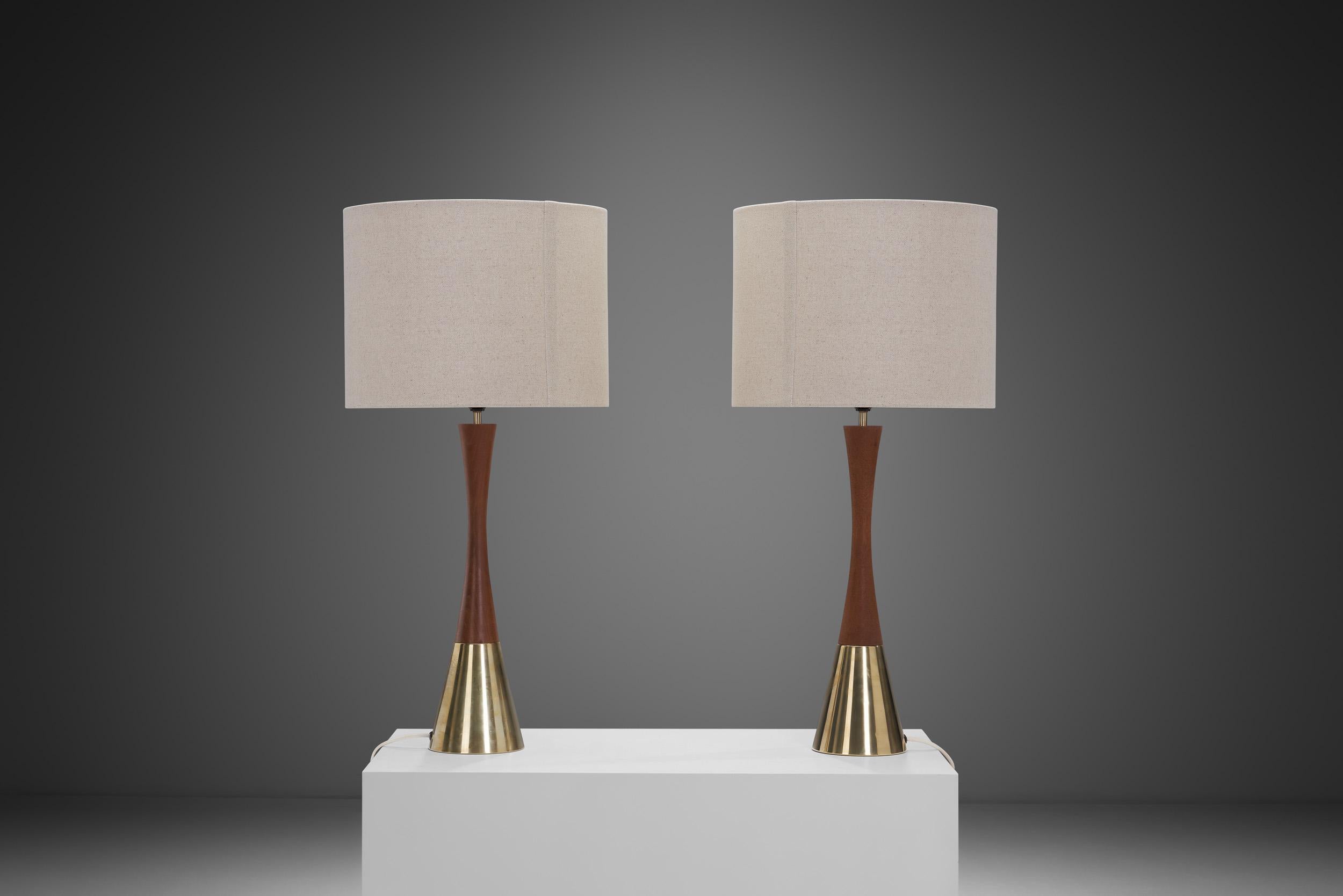 Pair of Teak and Brass Table Lamps by Bergboms, Sweden ca 1970s In Good Condition For Sale In Utrecht, NL