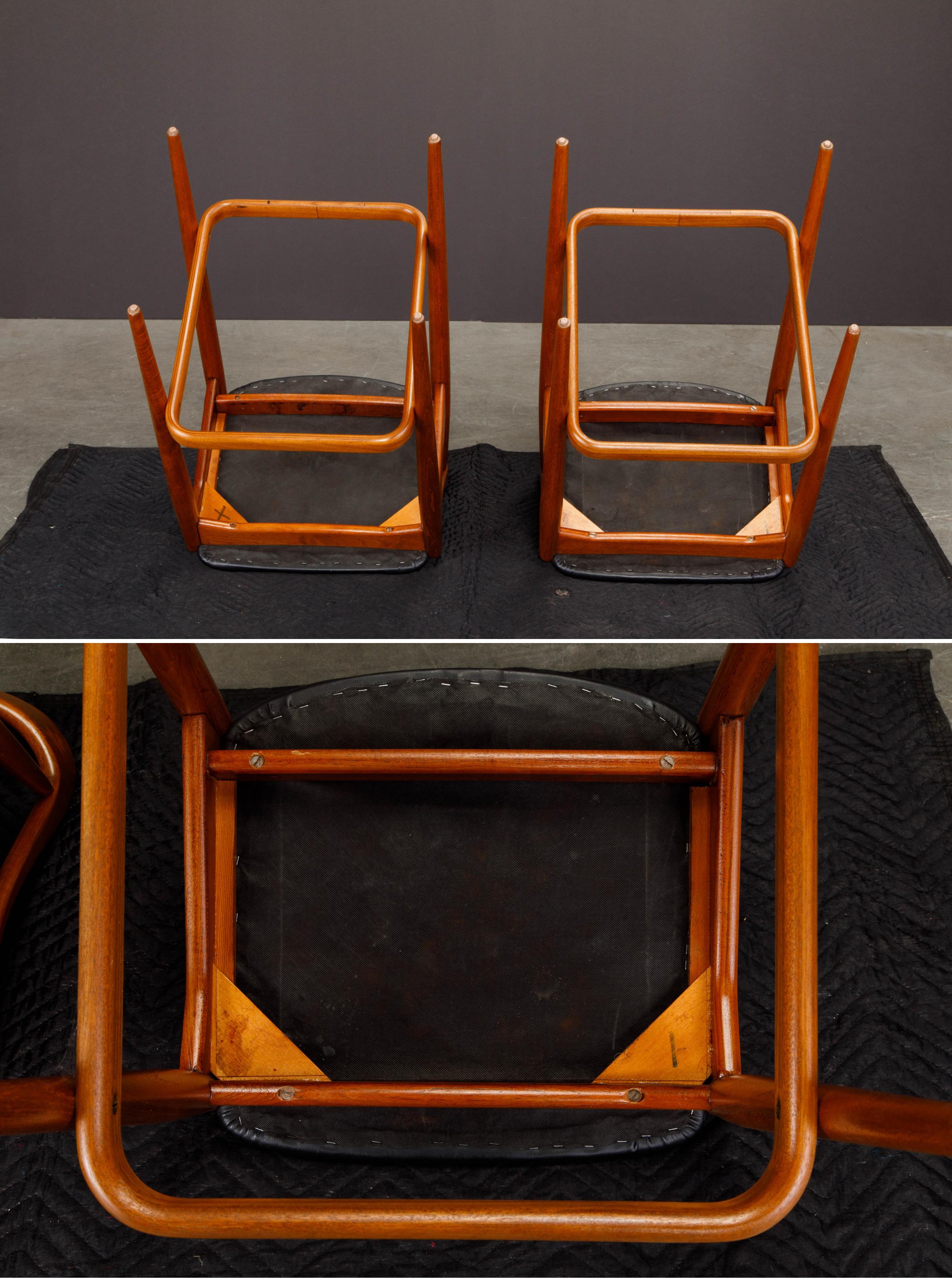 Paire de tabourets de bar en teck et cuir par Johannes Andersen, revernis, vers 1960 en vente 12