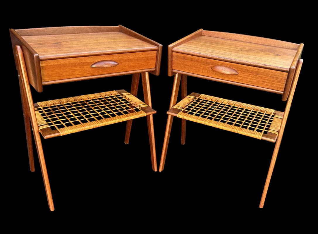 We have 2 pairs of these beautiful bedside tables, both made of Teak with a single drawer and a Rattan undertier.
Both are the same colour and patina, the only difference between one pair and the other is the grain on the tops,each pair match with