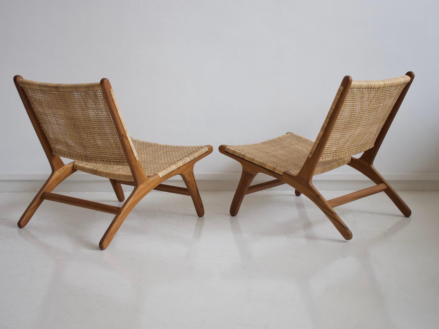 Contemporary Pair of Teak and Rattan Lounge Chairs