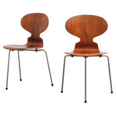 Paire de chaises fourmis en teck 3100 Arne Jacobsen pour Fritz Hansen, années 1960