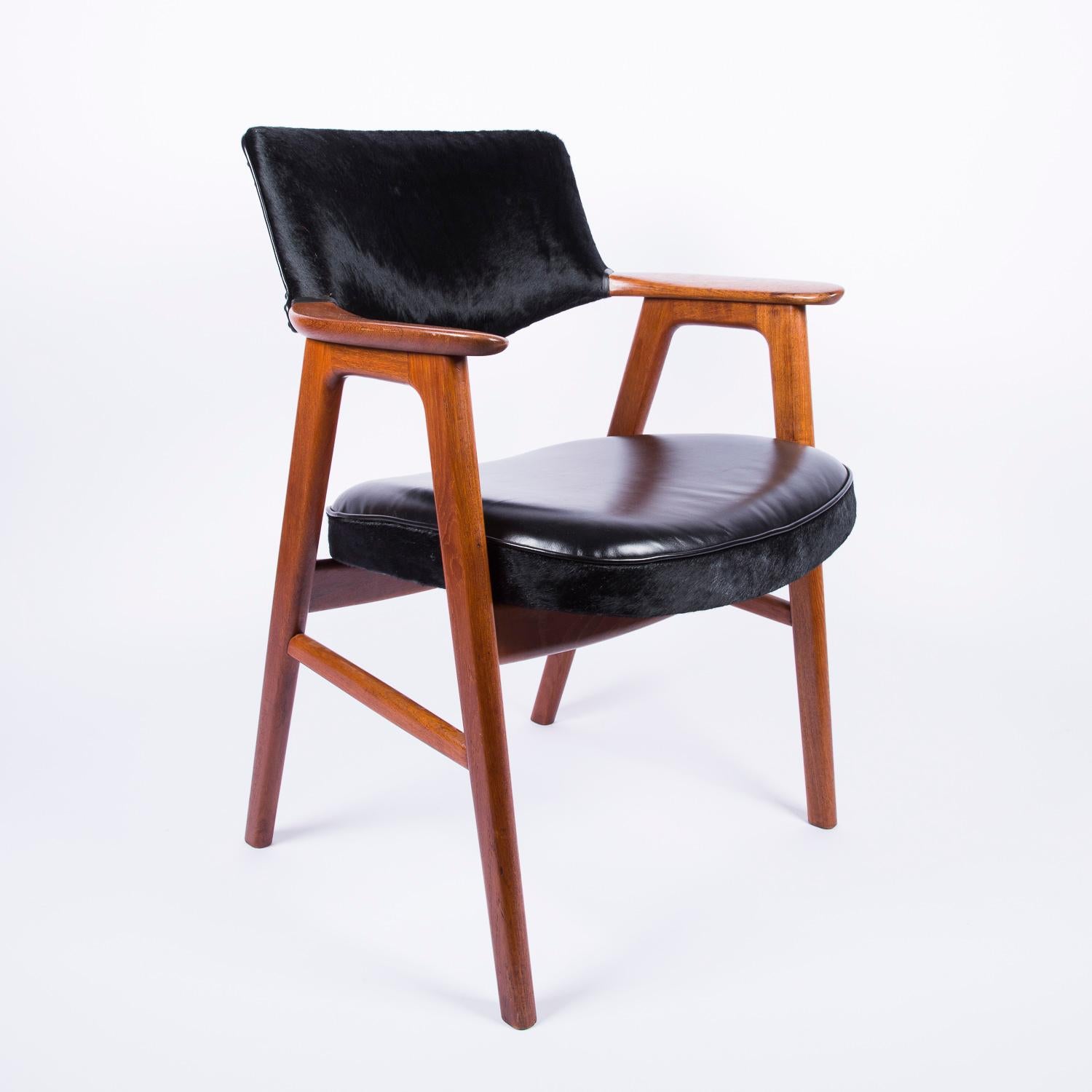 Ein Paar Sessel aus Teakholz von Erik Kierkegaard im Angebot 2
