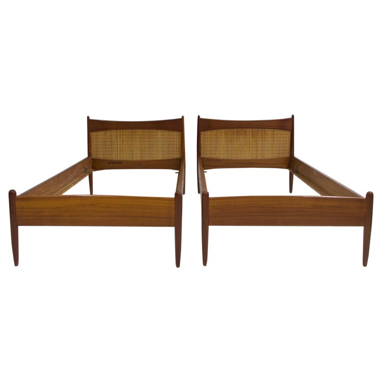 Pair of Teak Bed Frames by Børge Mogensen For Sale at 1stDibs