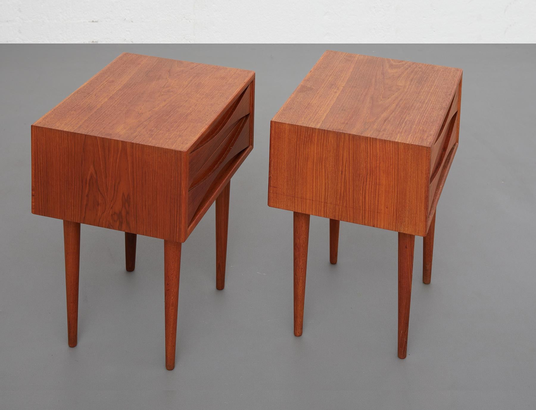 Pair of Teak Bedside Tables by Niels Clausen, NC Mobler 1960 2