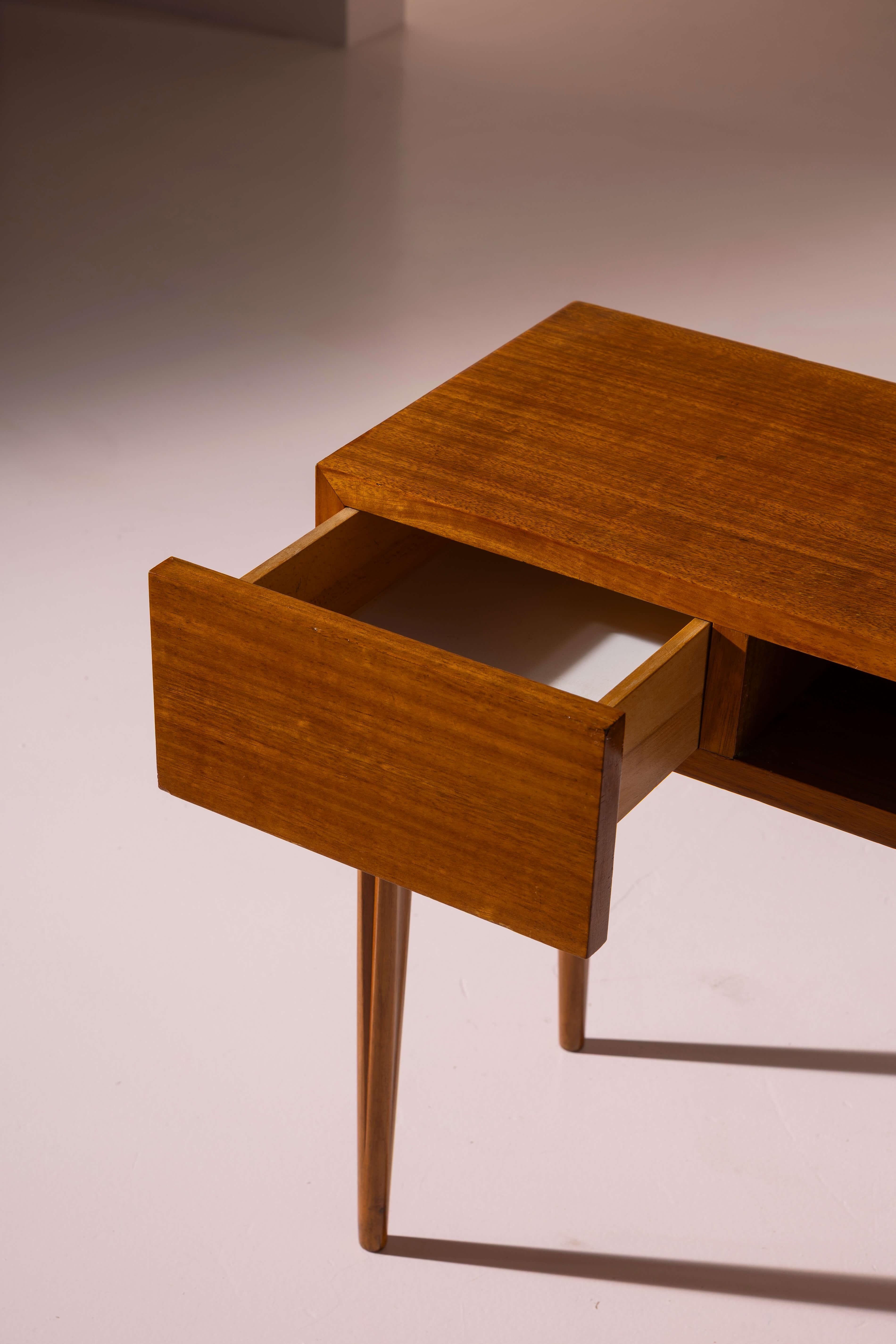 Paire de tables de chevet en teck, Italie, années 1950 Bon état - En vente à Chiavari, Liguria