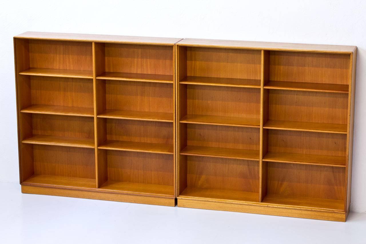 Swedish Pair of Teak Bookshelves by Bertil Fridhagen for Bodafors, Sweden, 1962