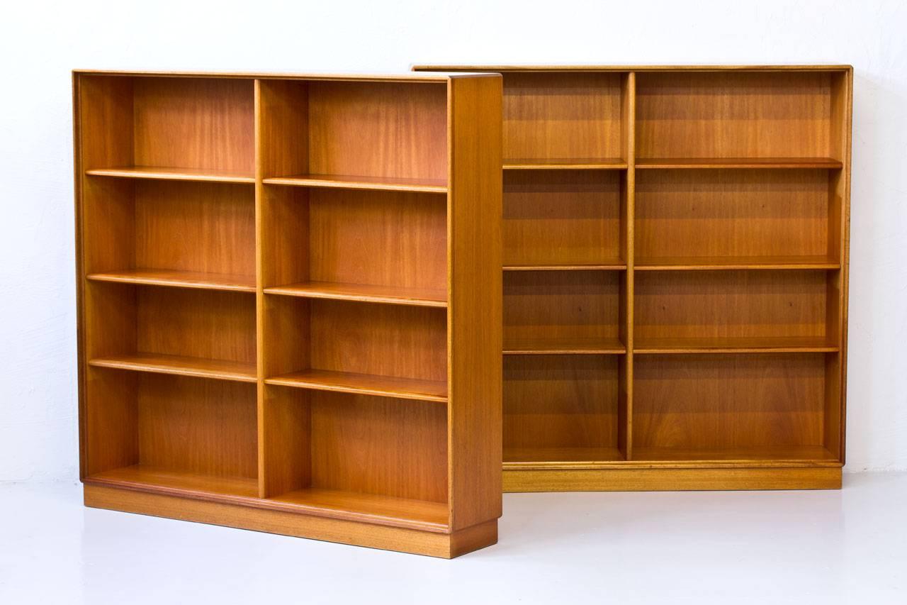 Pair of Teak Bookshelves by Bertil Fridhagen for Bodafors, Sweden, 1962 In Good Condition In Stockholm, SE