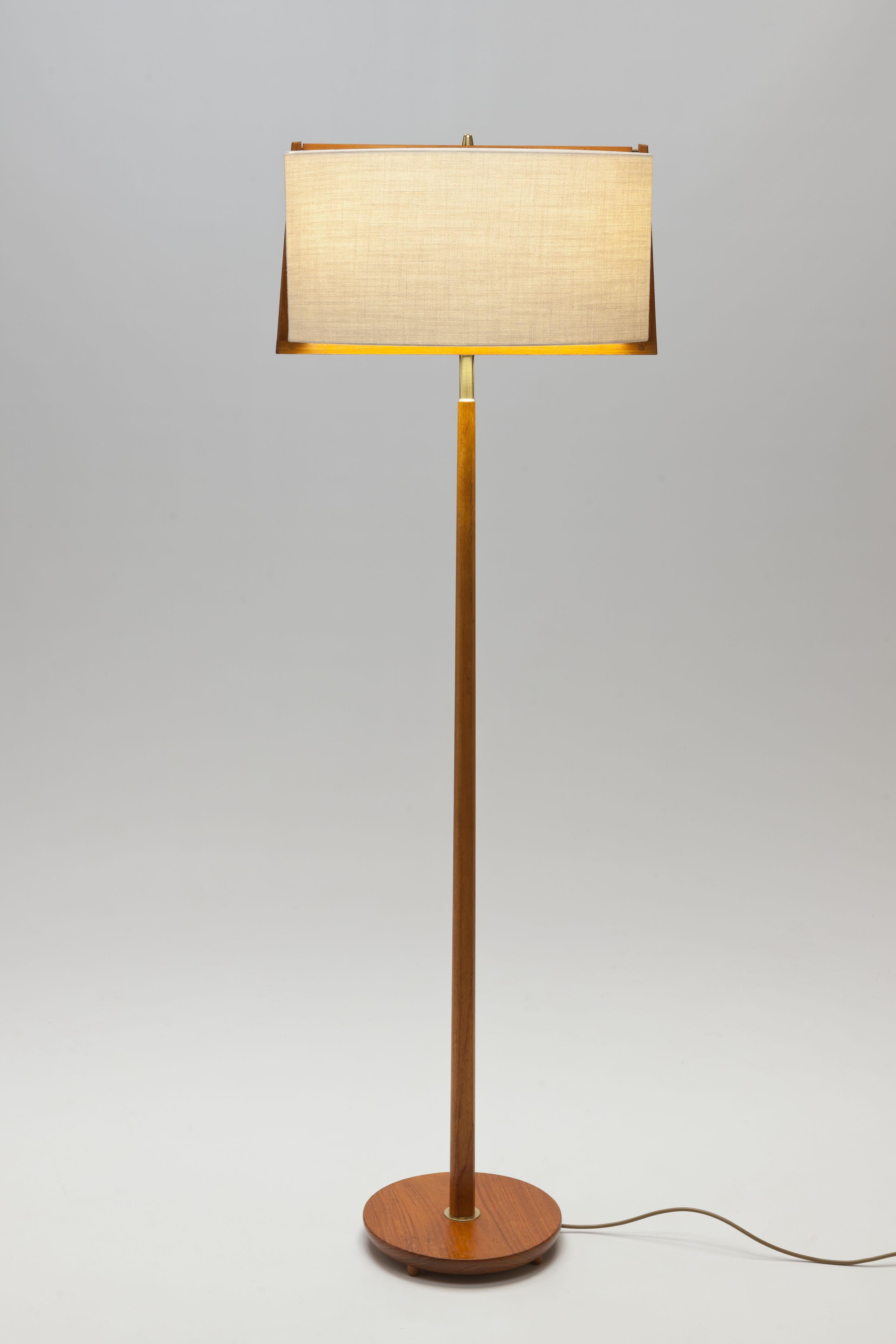 Pair of Teak & Brass Swedish Modern Floor Lamps with Unique Shades in Frame In Good Condition In Utrecht, NL