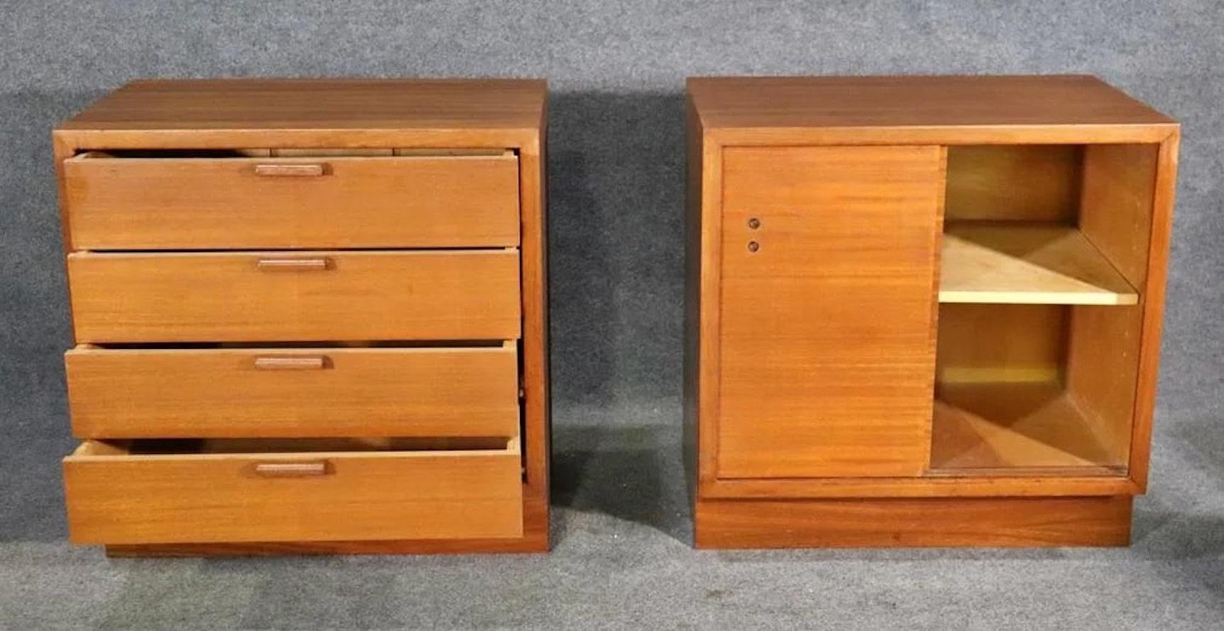Mid-Century Modern Pair of Teak Cabinets by Buchner Company For Sale