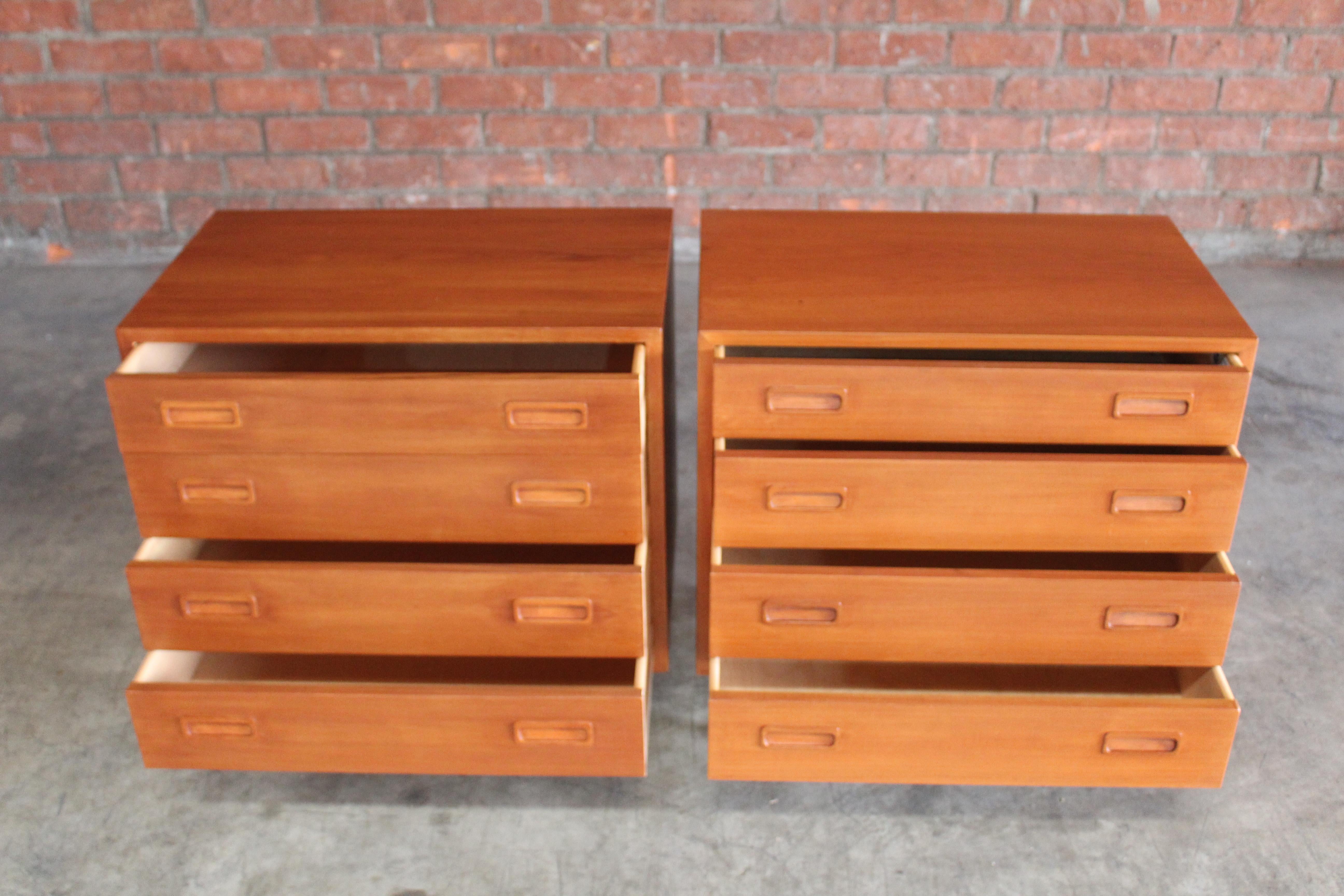 Pair of Teak Chests by Poul Hundevad, Denmark, 1960s 9
