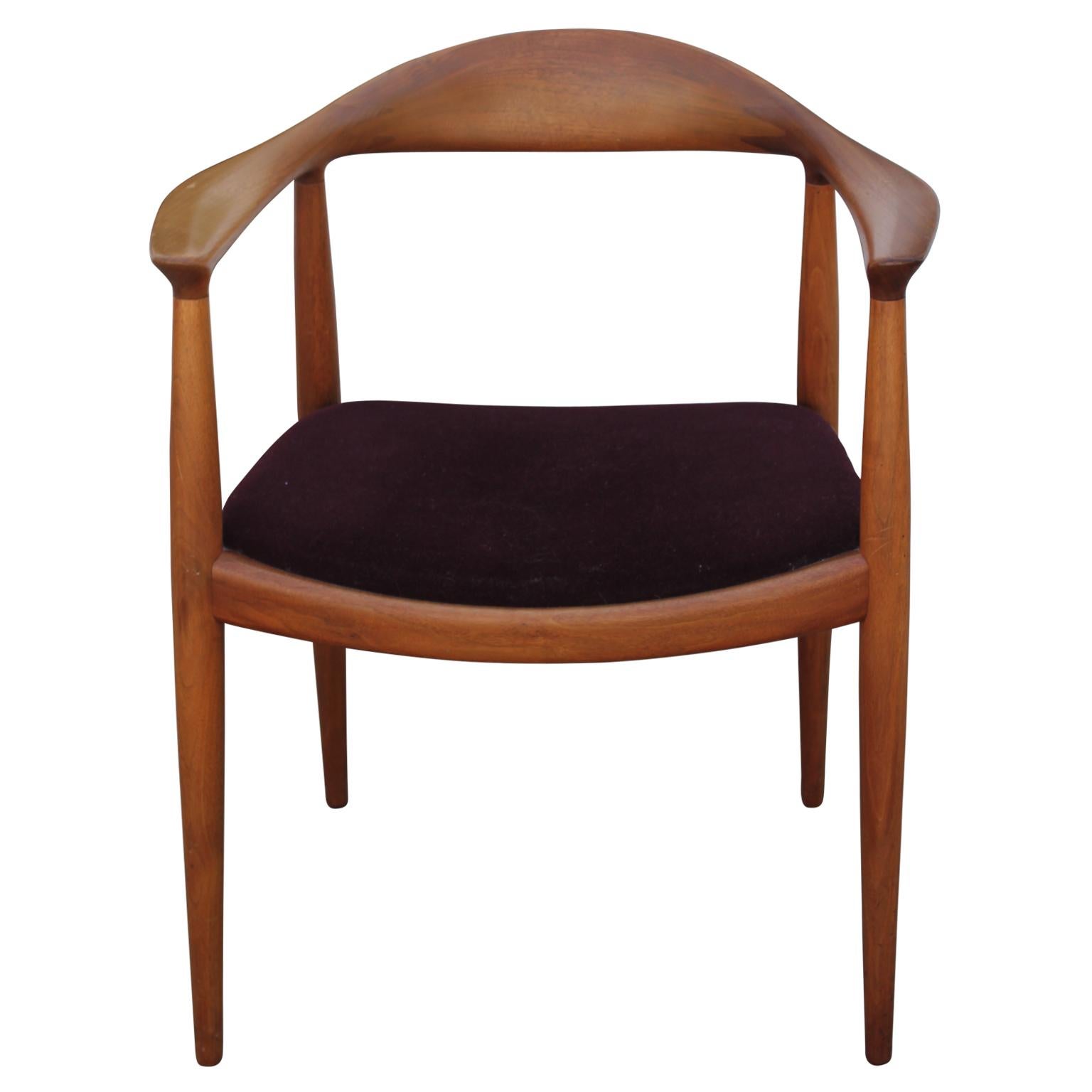Mid-Century Modern Pair of Teak Danish Dining Chairs by Hans Wegner / Hansen for Knoll Model JH501