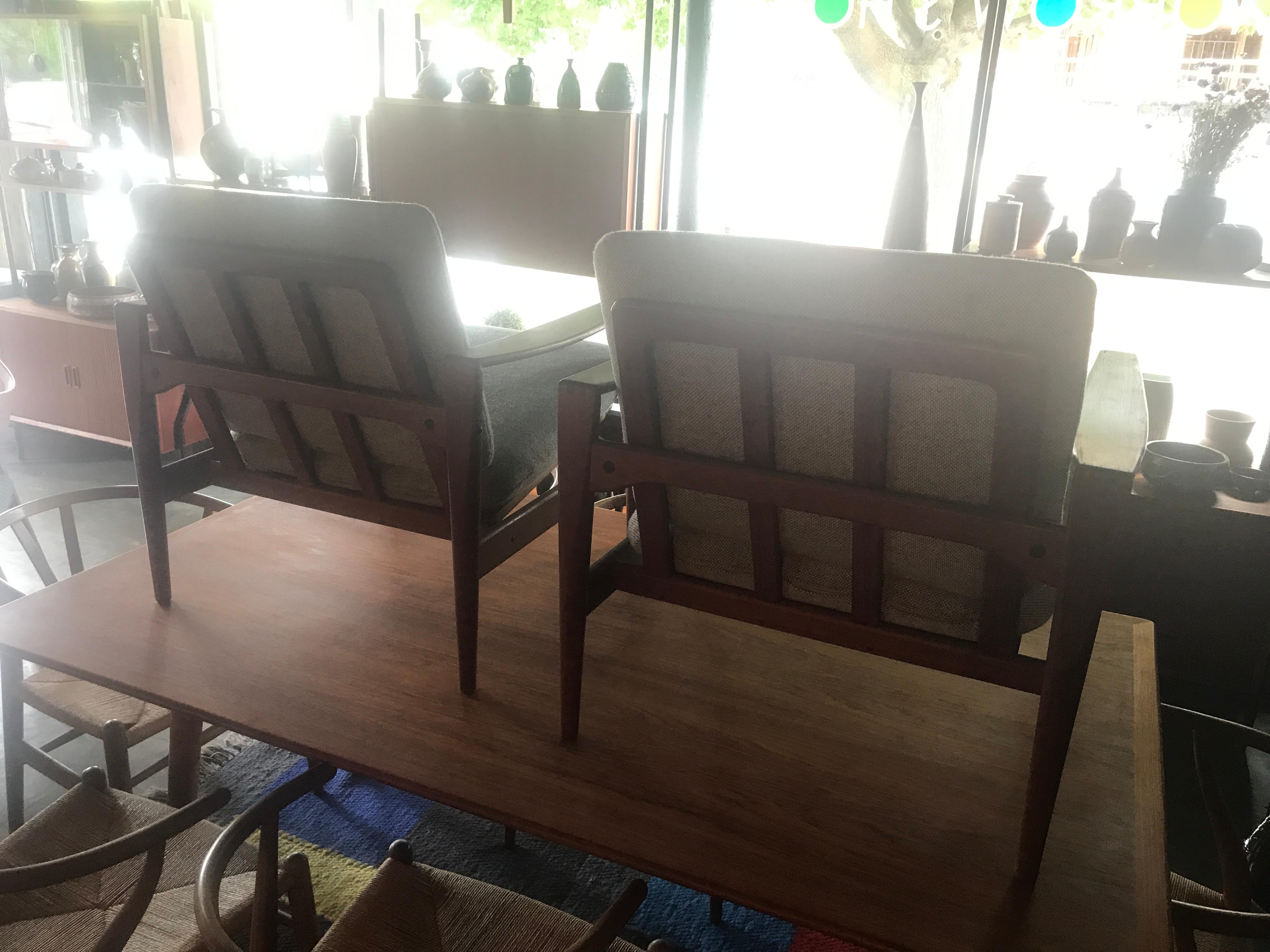 Pair of Teak Danish Lounge Chairs by Illum Wikkelso In Excellent Condition In Salt Lake City, UT
