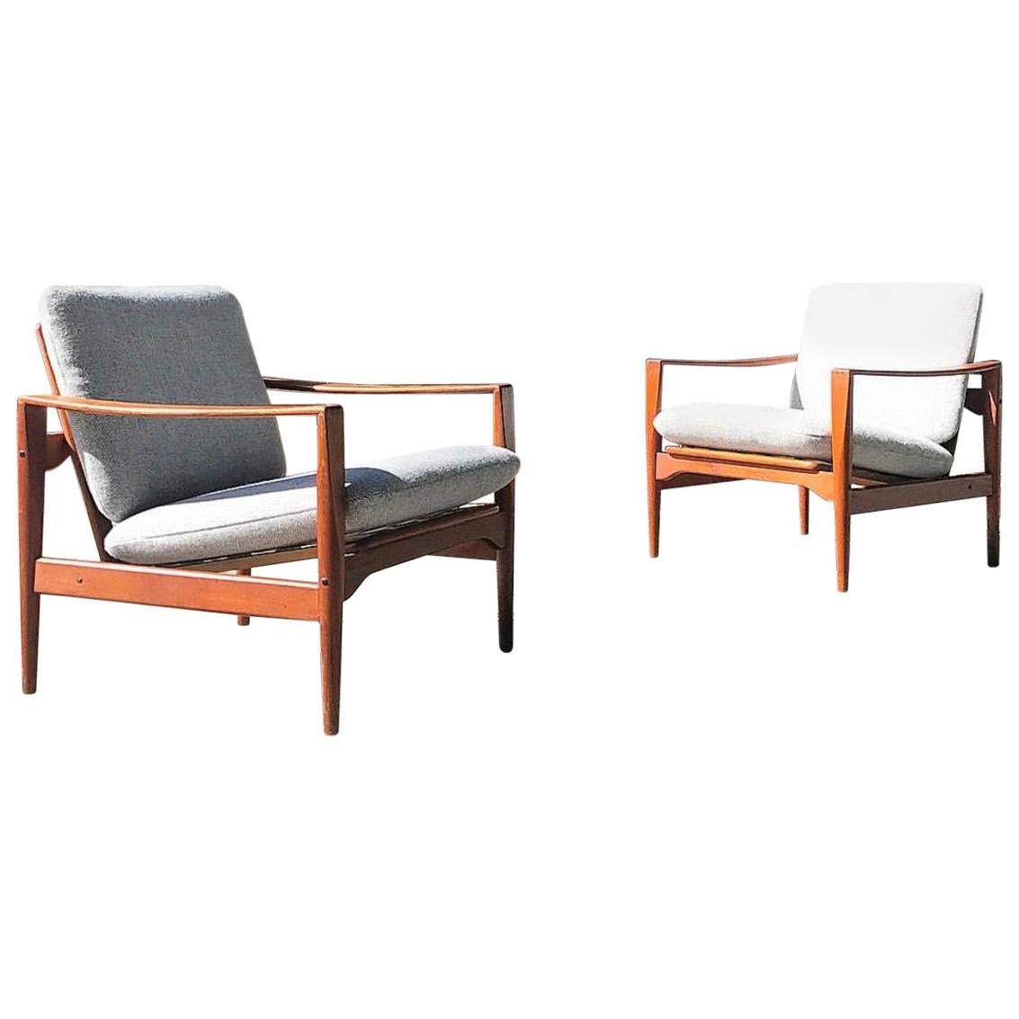 Pair of Teak Danish Lounge Chairs by Illum Wikkelso
