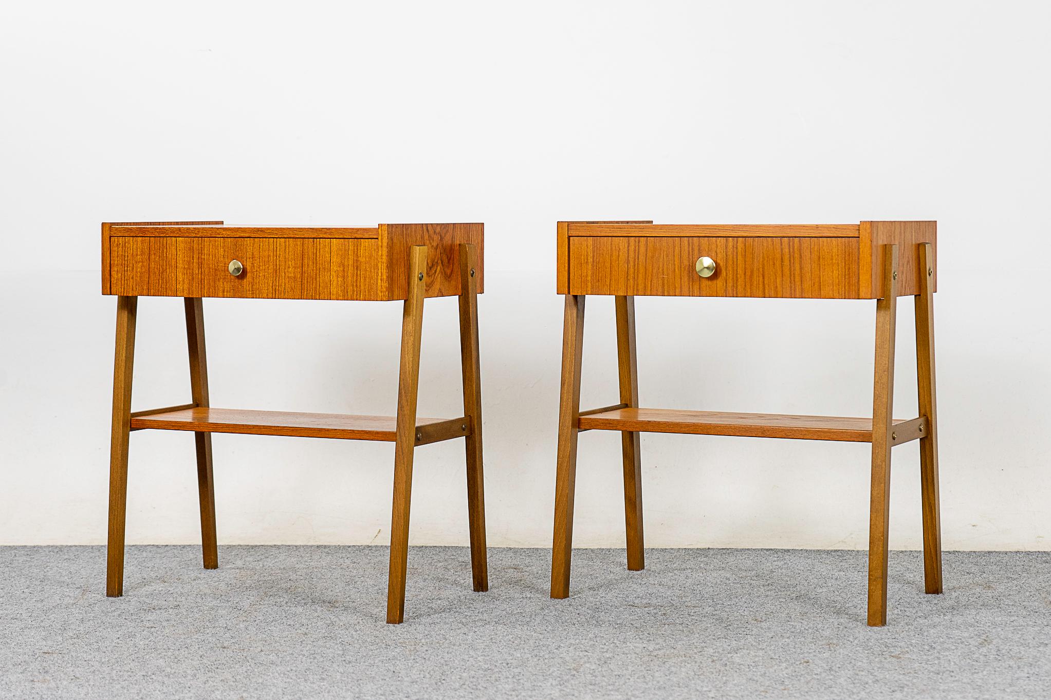 Mid-20th Century Pair of Teak Danish Mid-Century Modern Bedside Tables