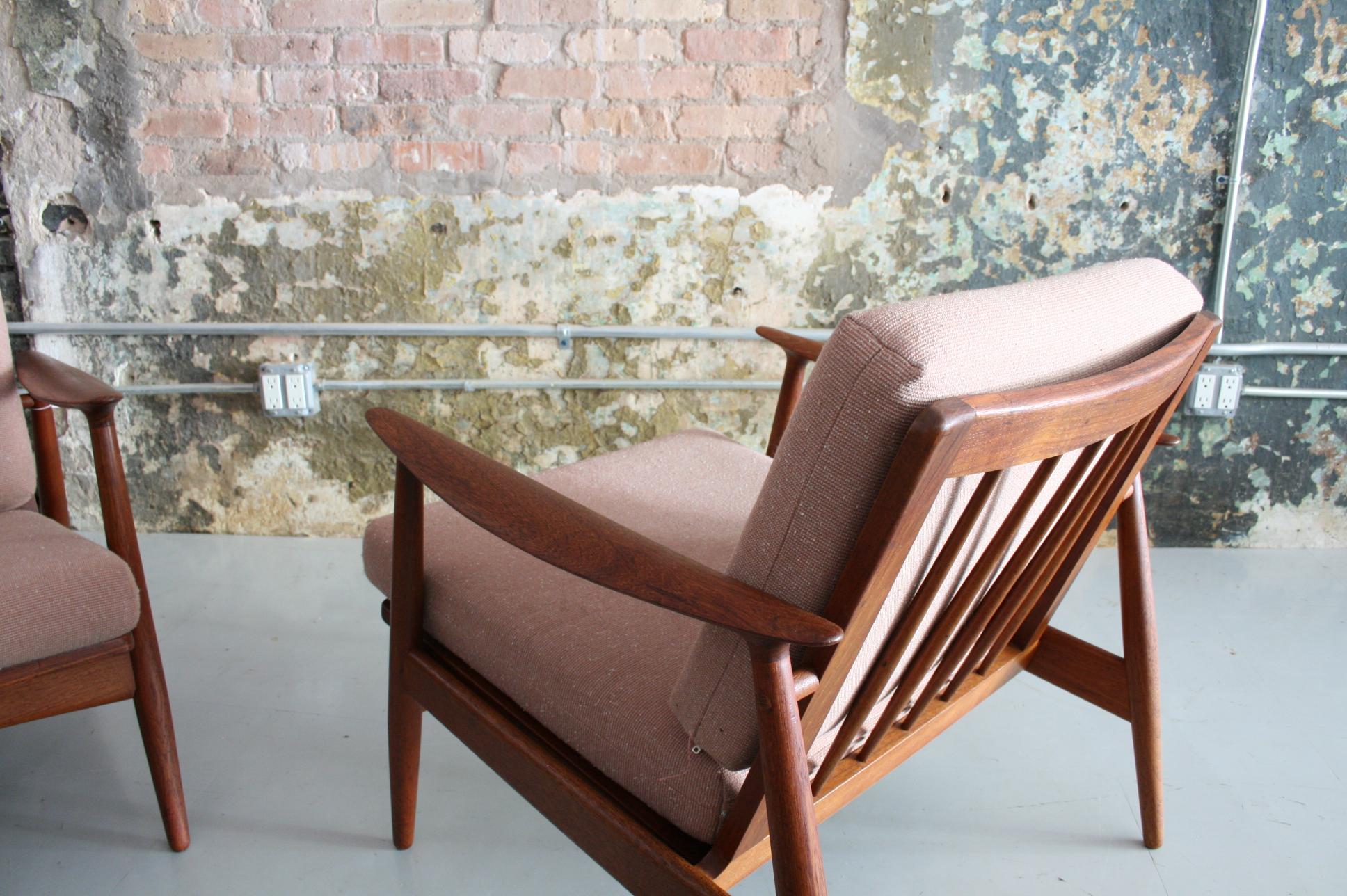 Pair of Teak Danish Modern Lounge Chairs by Moreddi Denmark 1