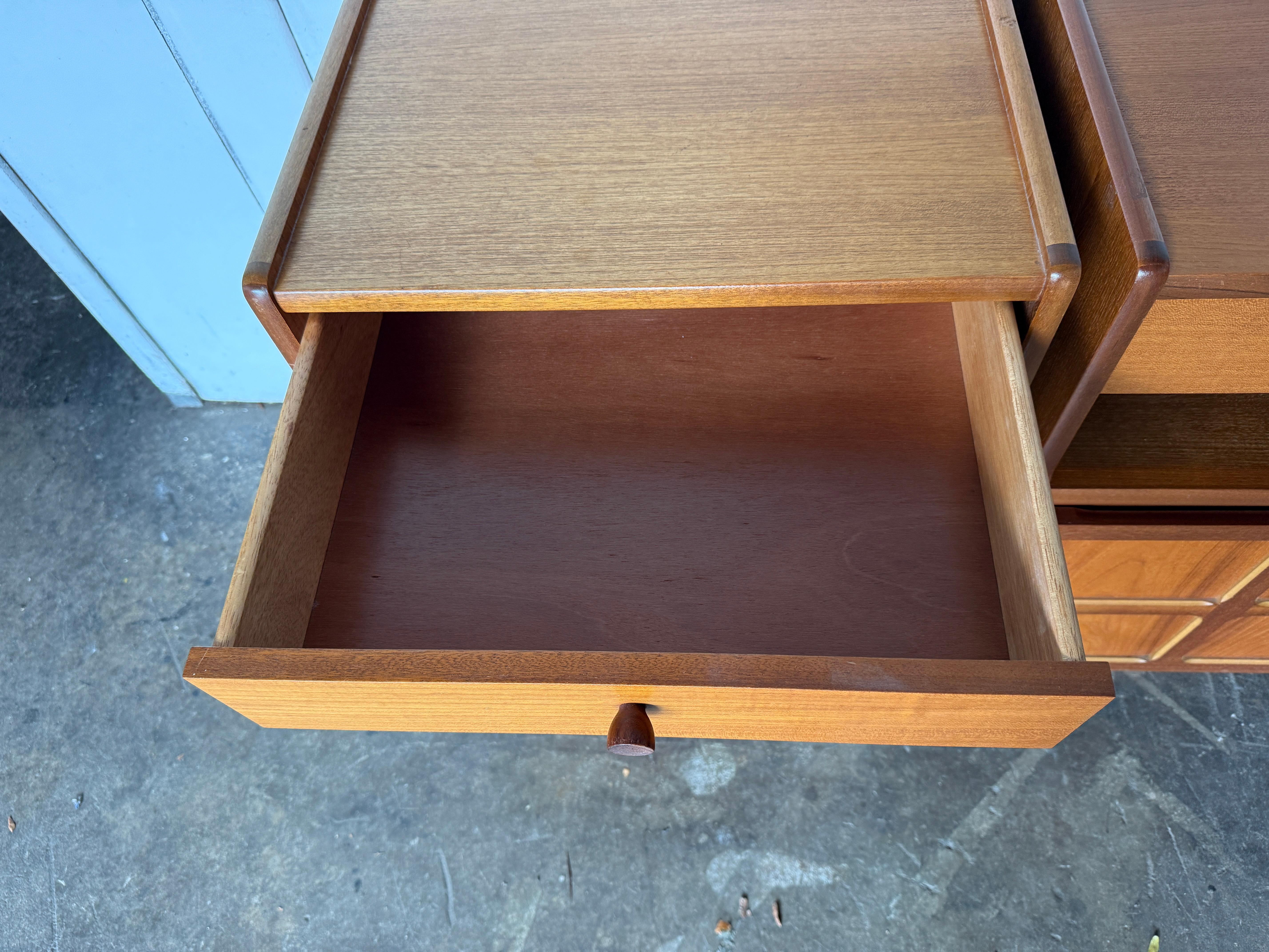 Pair of teak danish modern single drawer nightstands with cabinet In Good Condition For Sale In Brooklyn, NY
