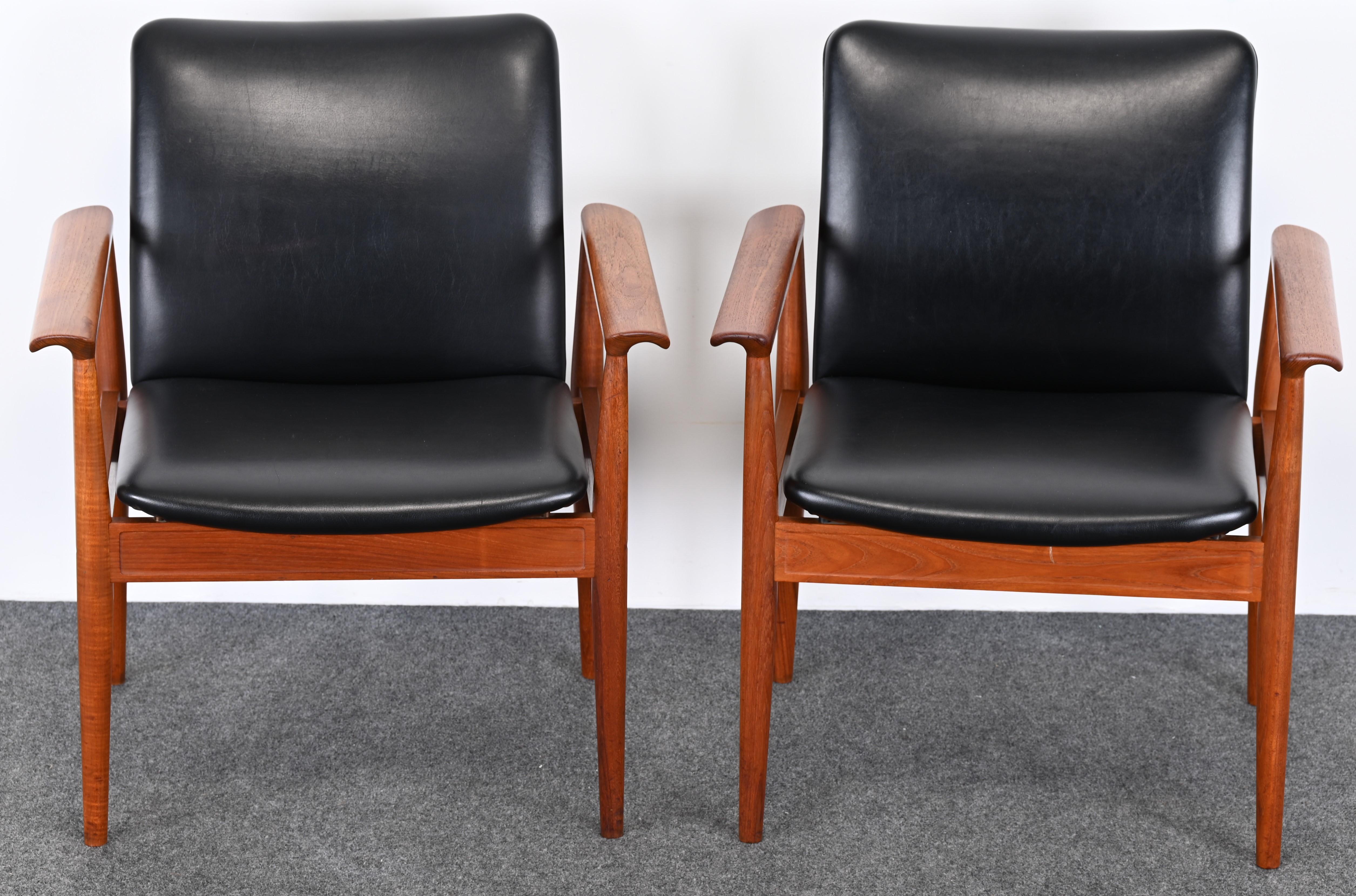 Mid-Century Modern Paire de chaisesplomat de Finn Juhl modèle 209, années 1960 en vente