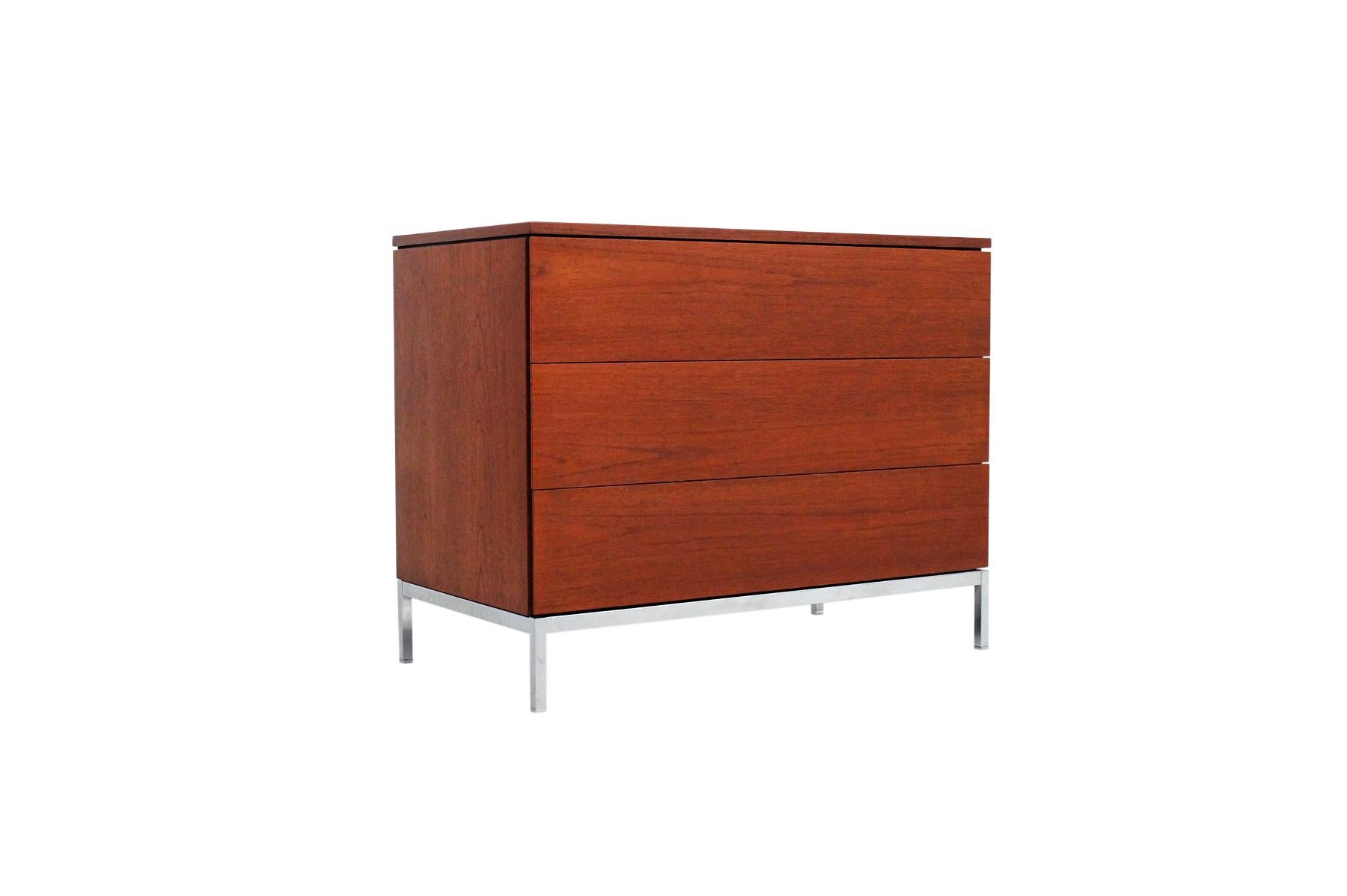 Mid-Century Modern Pair of Teak Dressers by Florence Knoll