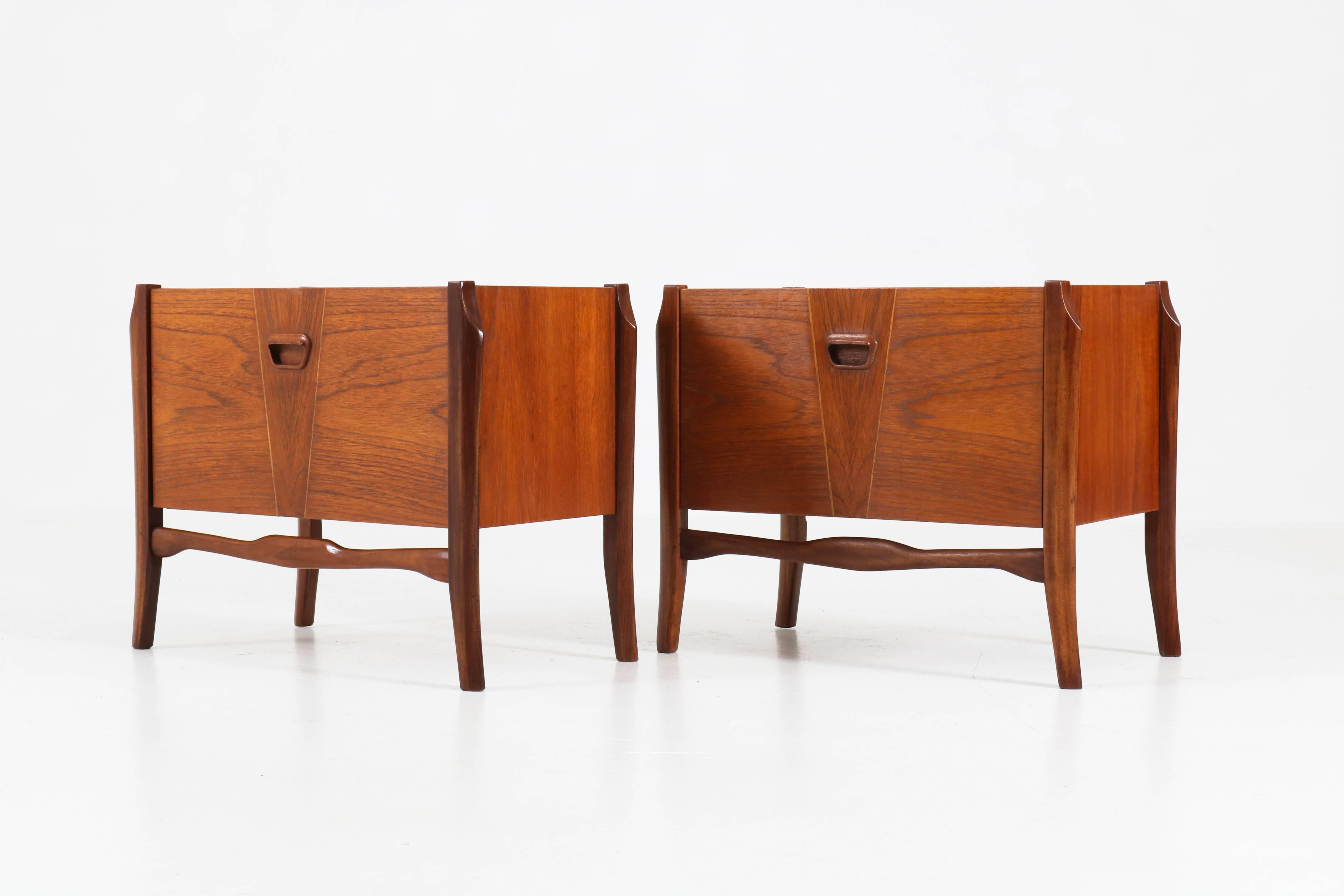 Mid-20th Century Pair of Teak Dutch Mid-Century Modern Bedside Tables or Nightstands, 1960s