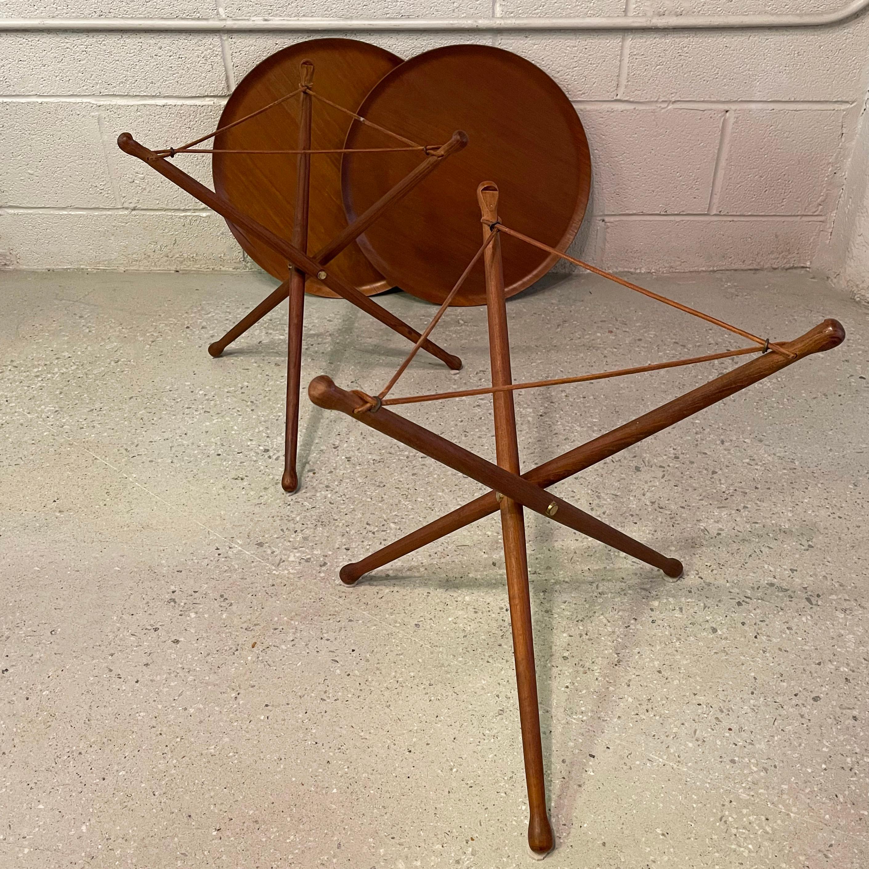 Pair Of Teak Folding Tray Tables By Nils Trautner For Ary Nybro, Sweden In Good Condition For Sale In Brooklyn, NY