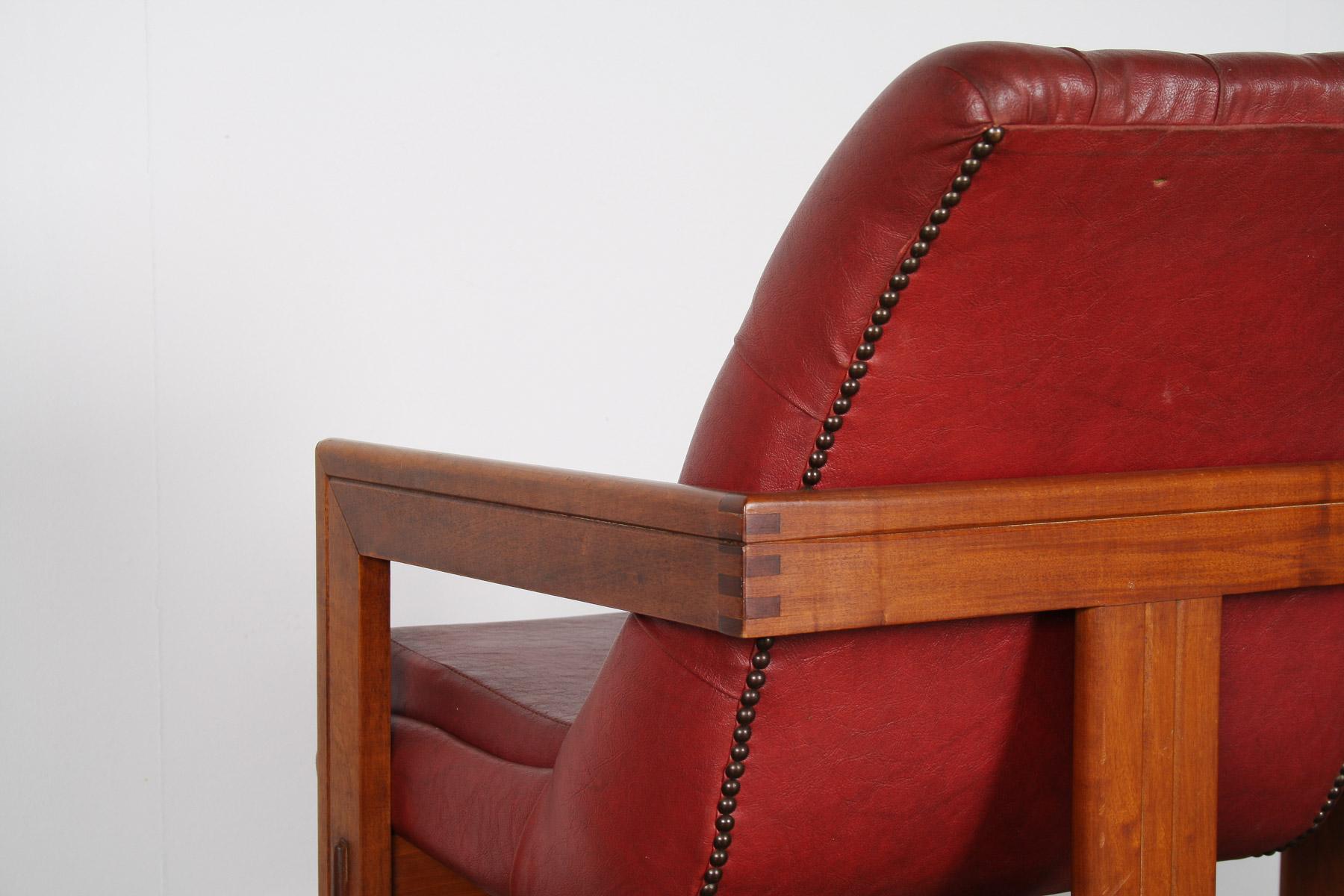 Paire de chaises de bureau de bibliothèque en cuir de teck à la manière de Tobia Scarpa en vente 13
