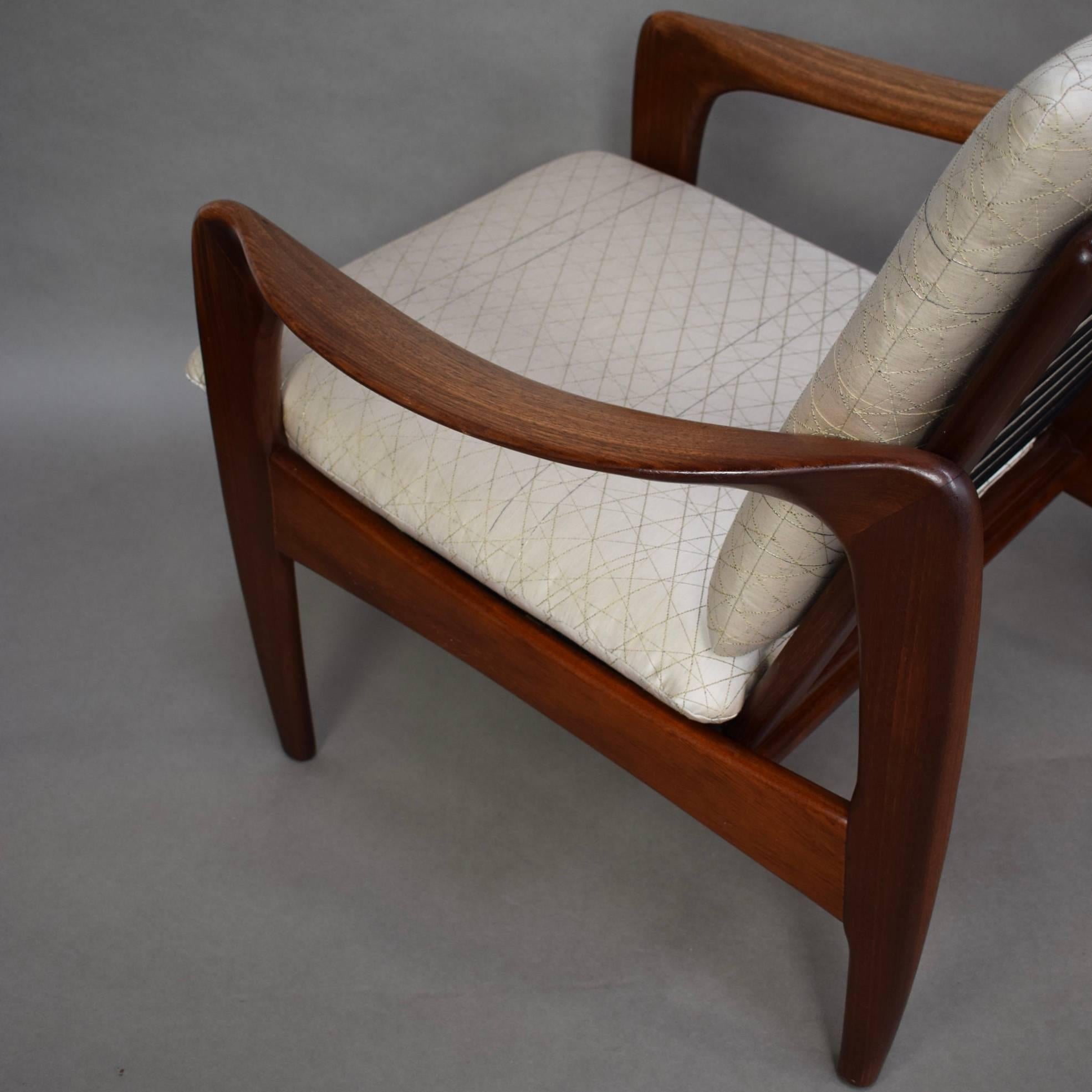 Pair of Teak Lounge Chairs by De Ster Gelderland, 1960s, New Upholstery 3