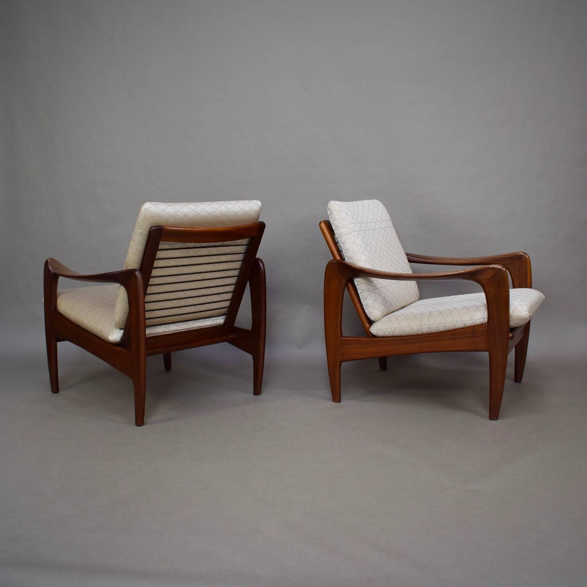 Mid-Century Modern Pair of Teak Lounge Chairs by De Ster Gelderland, 1960s, New Upholstery