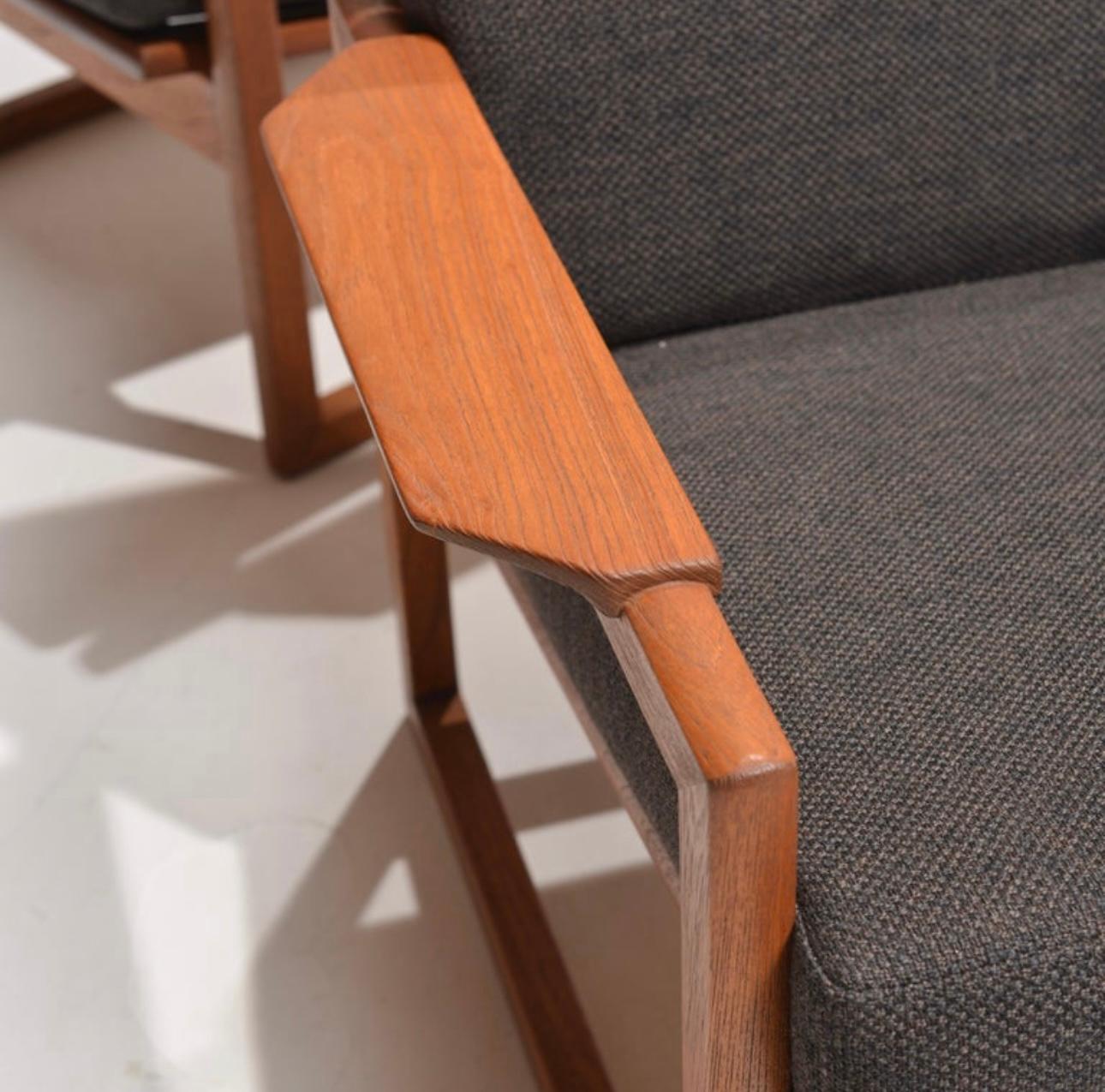 Pair of Teak Lounge Chairs by Sven Ellekaer for Komfort, Denmark, 1960s en venta 6