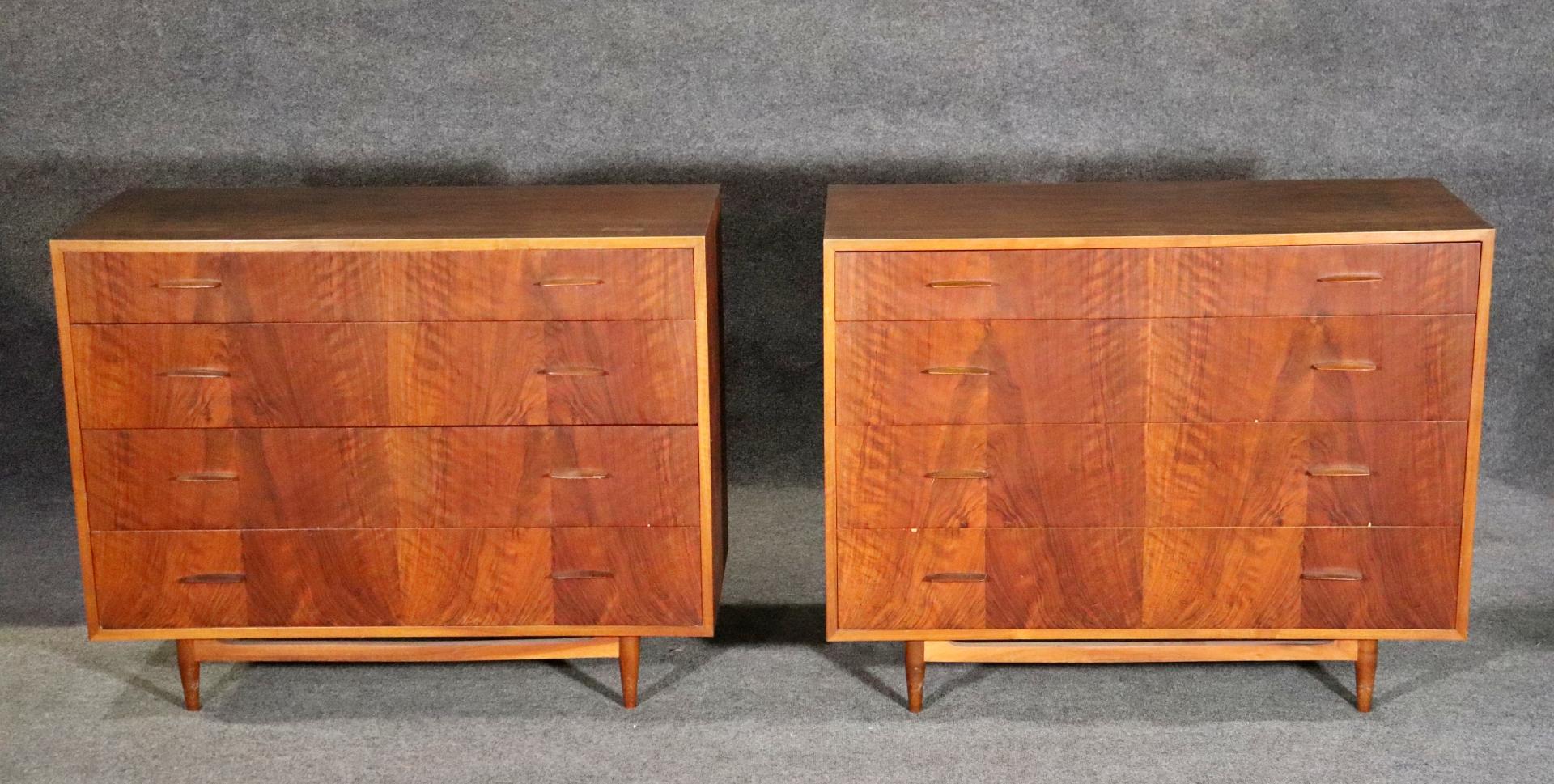 Pair of Teak Mid-Century Modern Danish Commodes or Dressers circa 1950 In Good Condition In Swedesboro, NJ