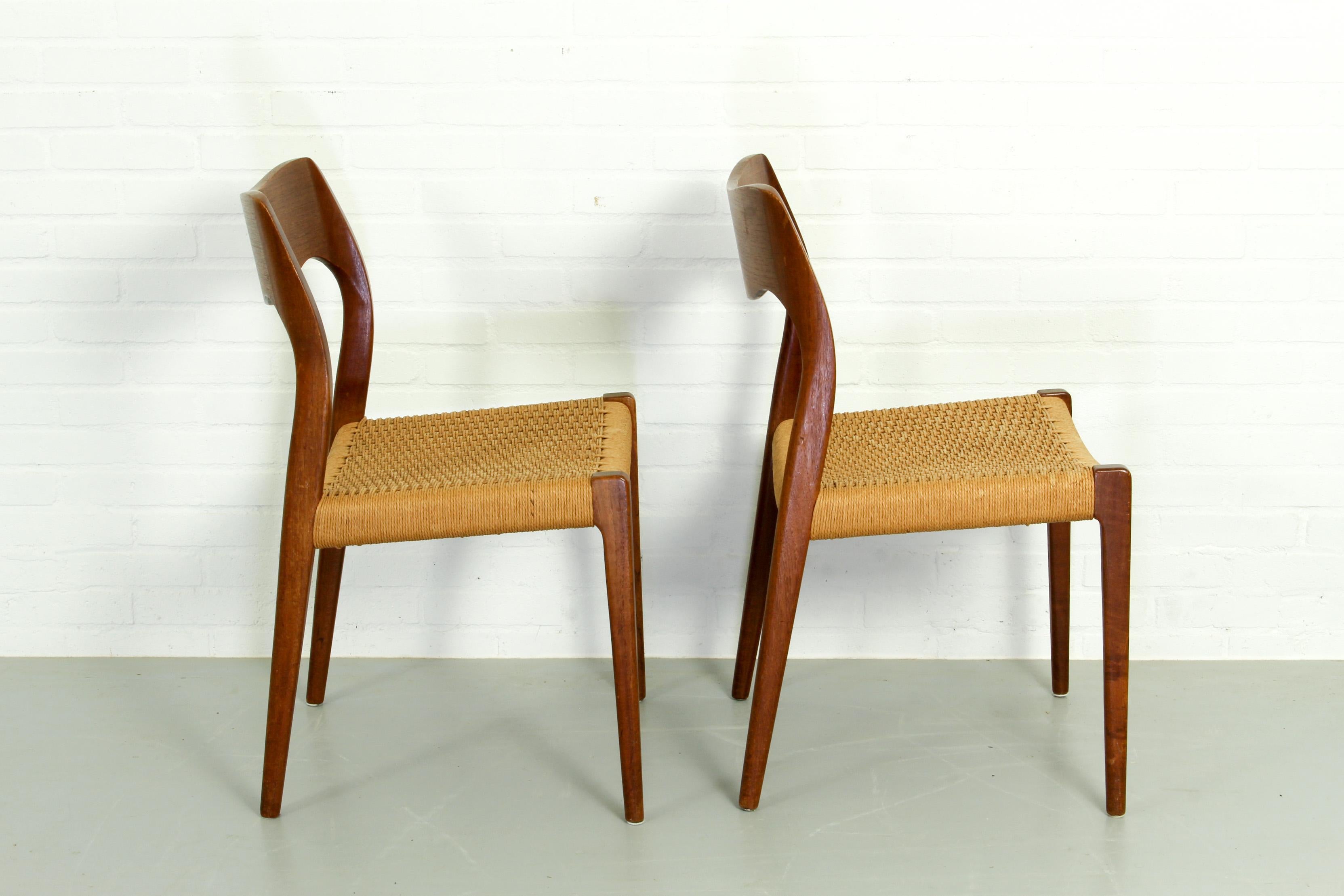 Mid-Century Modern Pair of Teak Model 71 Dining Chairs by Niels Otto Møller for J.L. Møllers, 1950s