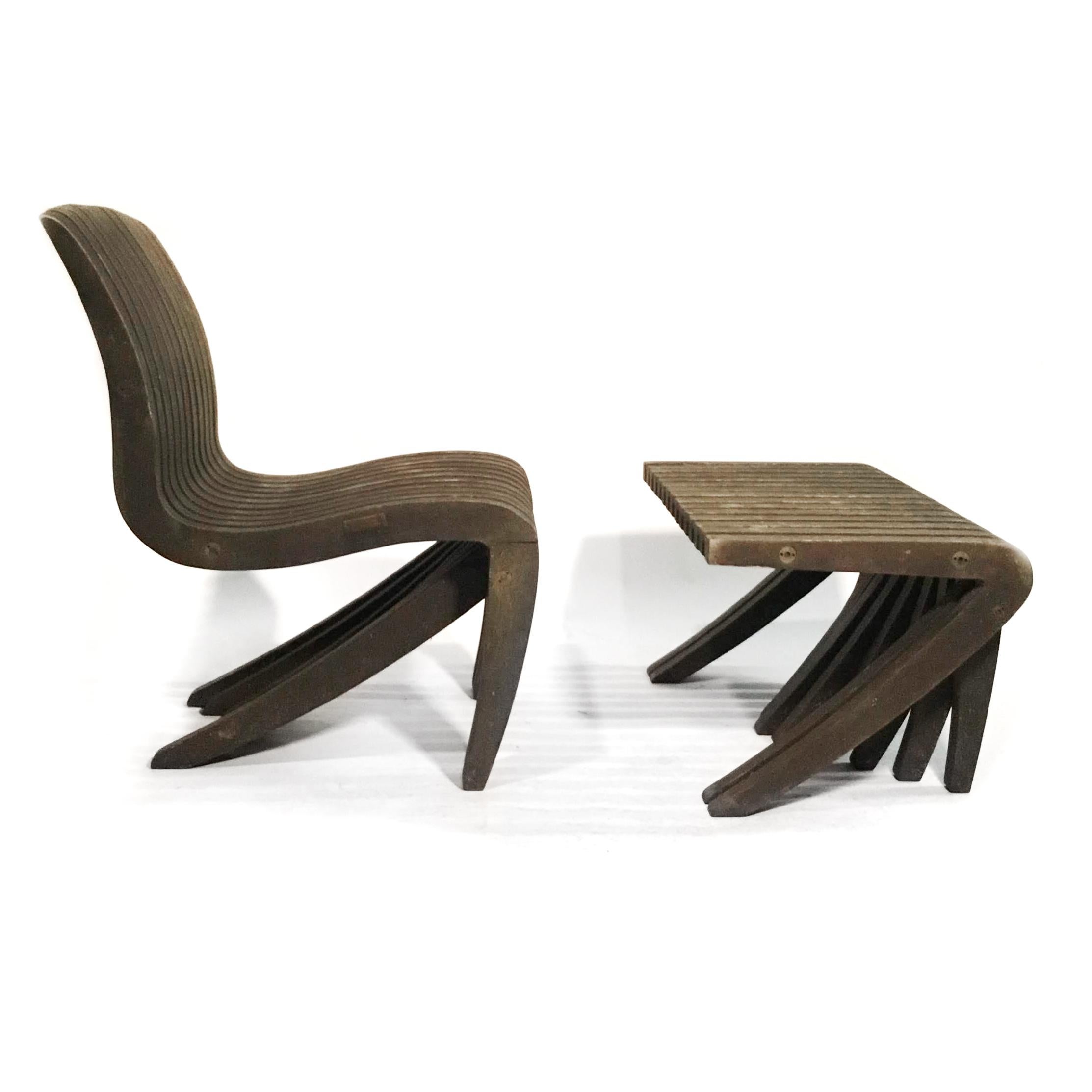 Coppia di sedie e ottomane in teak 