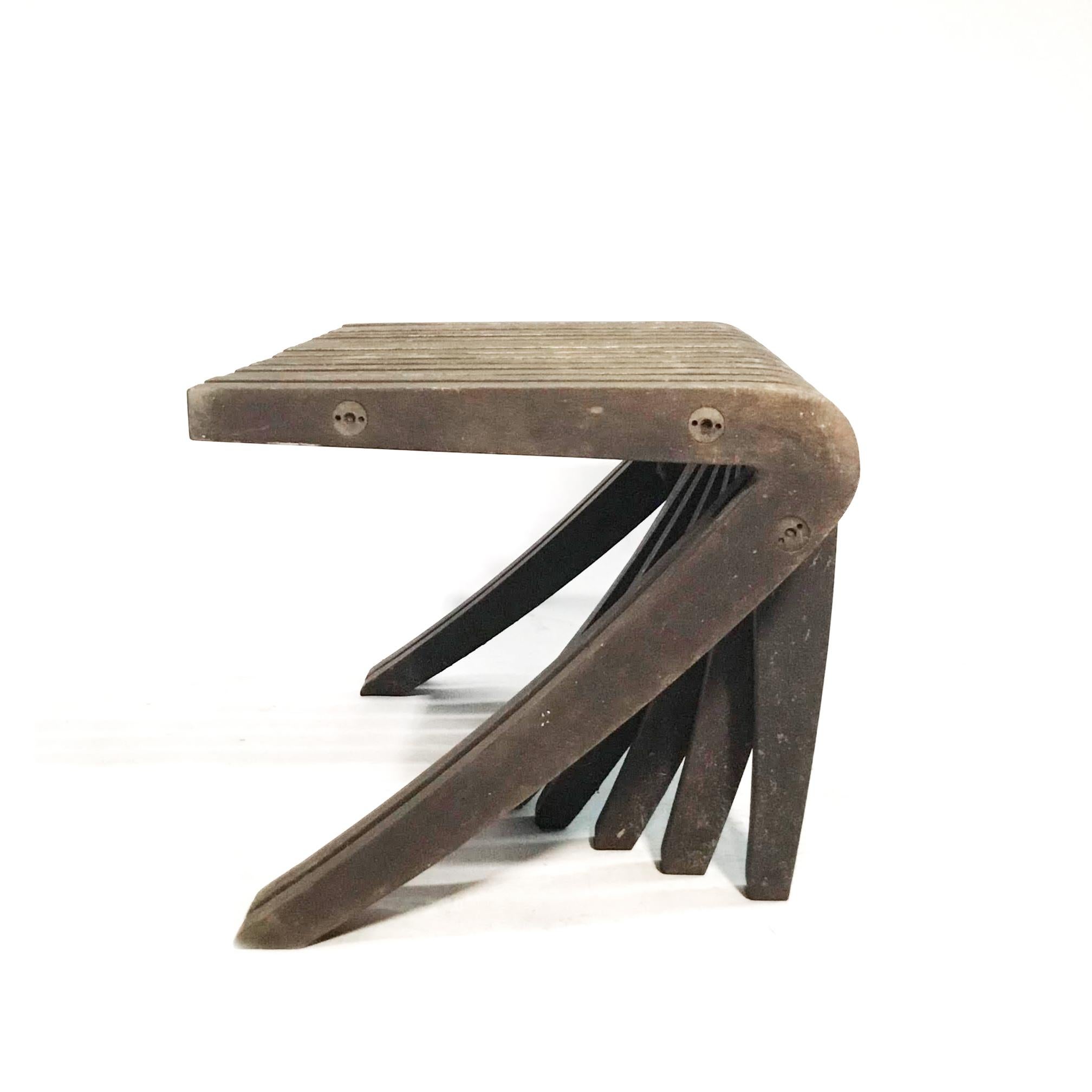 XXI secolo e contemporaneo Coppia di sedie e ottomane in teak 