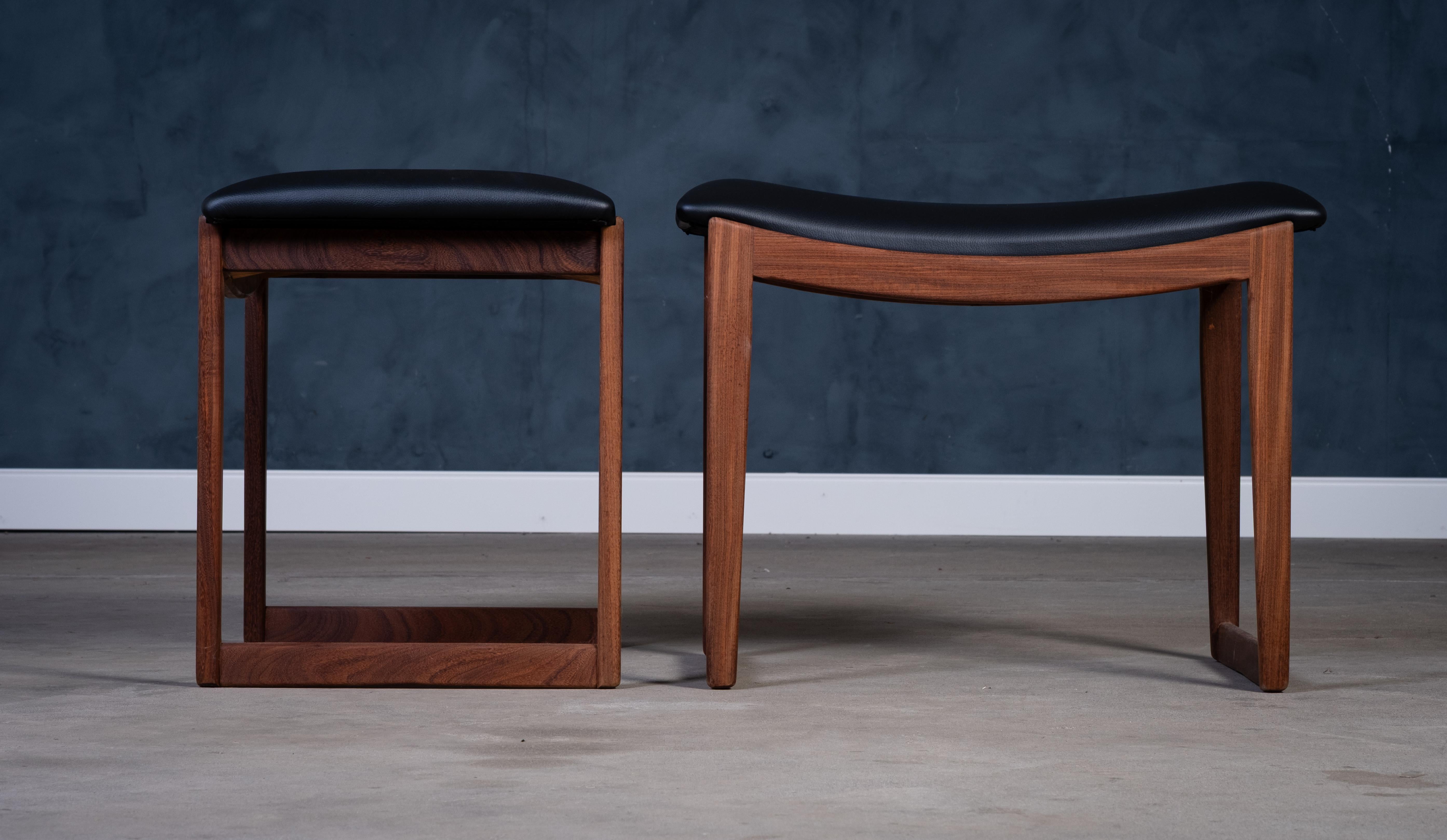 Paire de tabourets en teck, design danois du milieu du siècle, années 1960 Excellent état - En vente à Nørre Aaby, DK