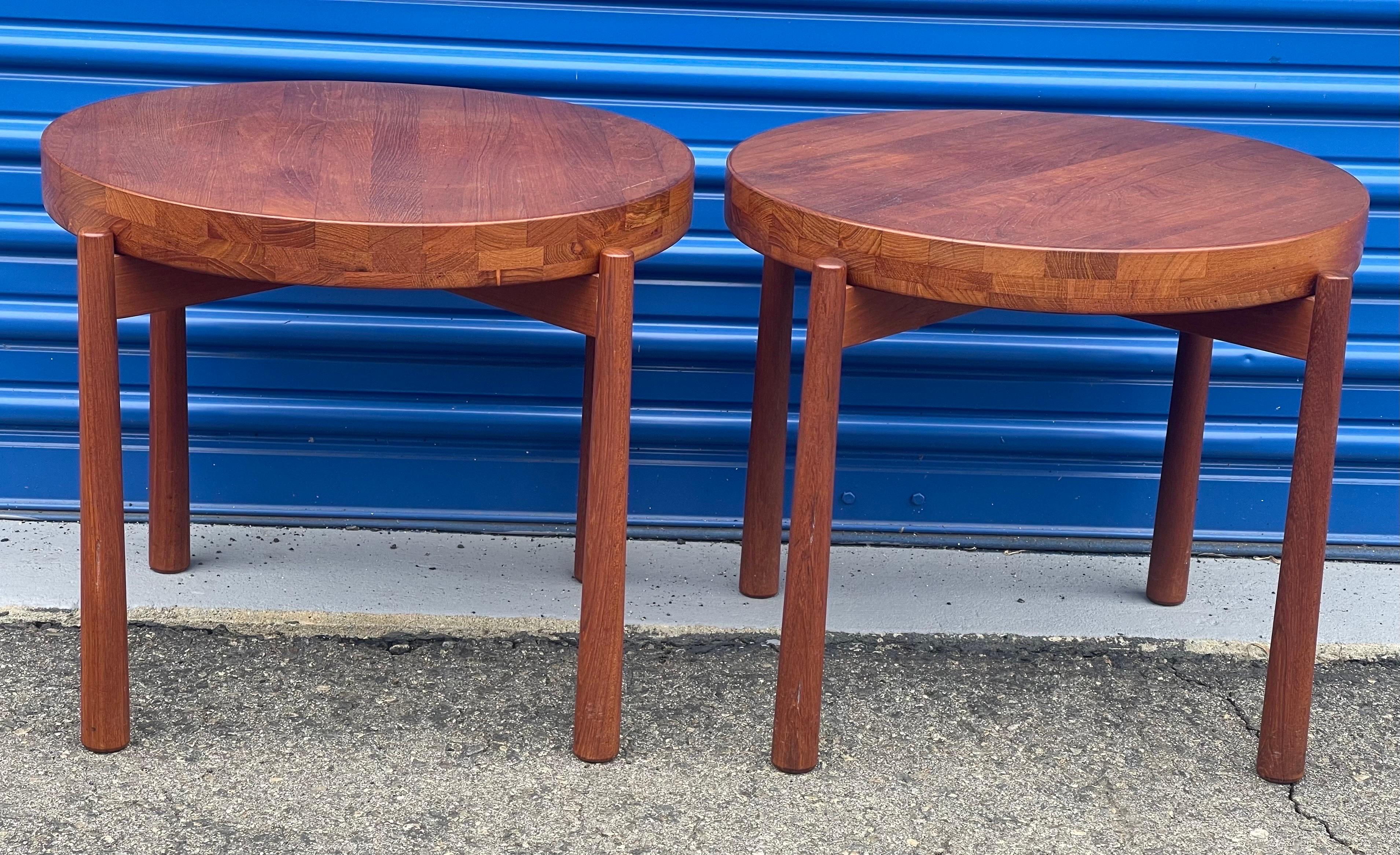 Pair of Teak Tray Side Tables Attributed to Jens Quistgaard for DUX of Sweden For Sale 4